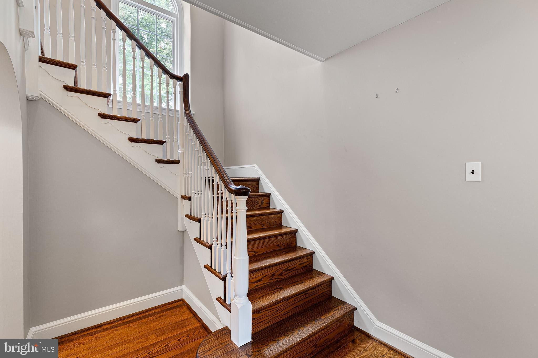 2010 WOODBROOK DRIVE