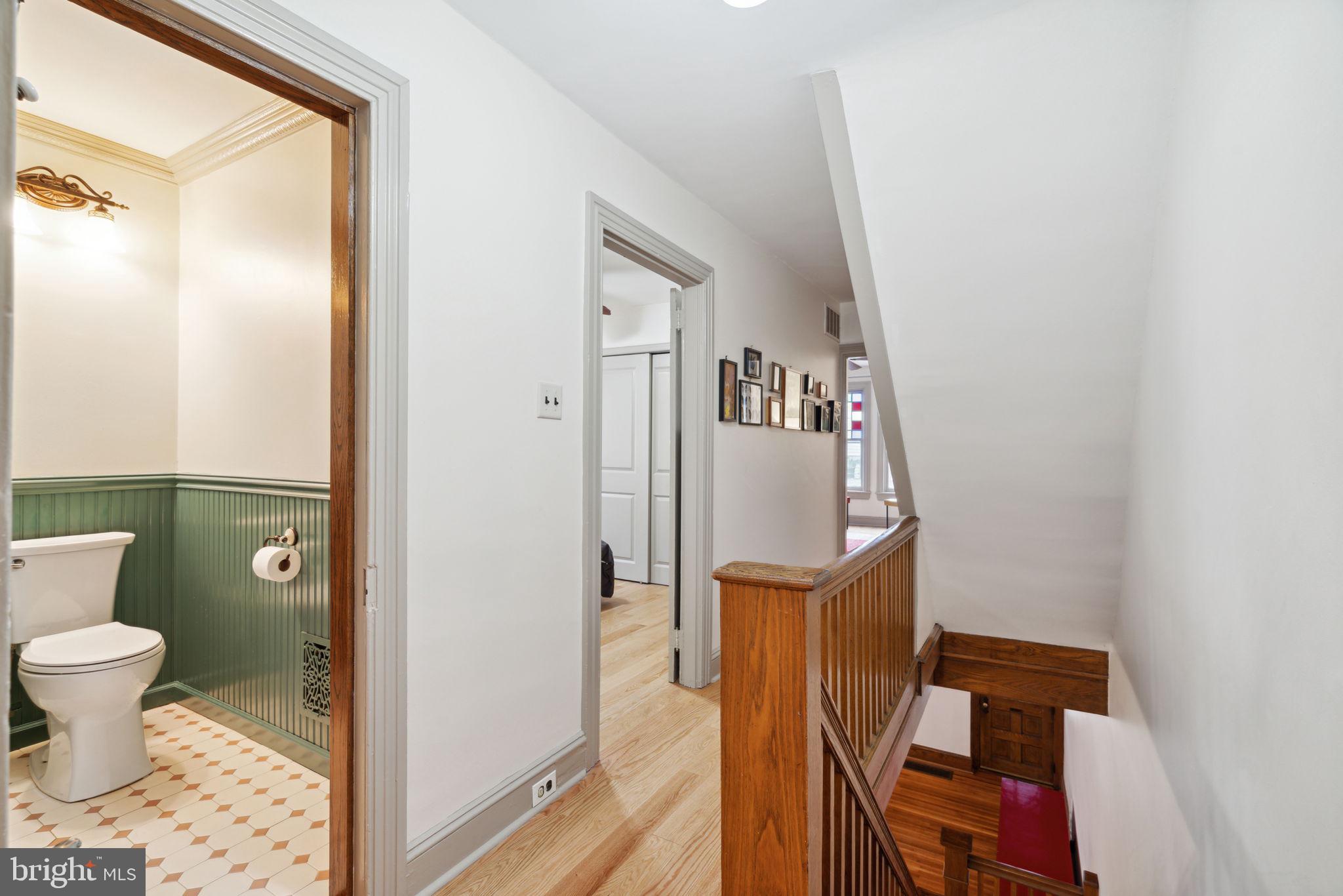 ROXBOROUGH - Residential