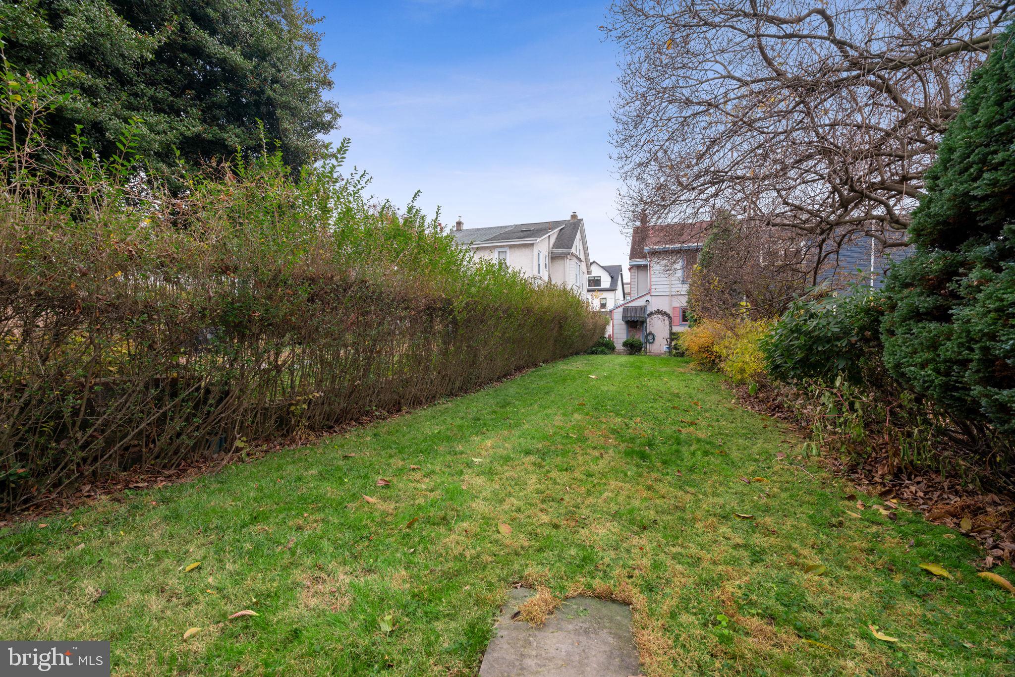 ROXBOROUGH - Residential