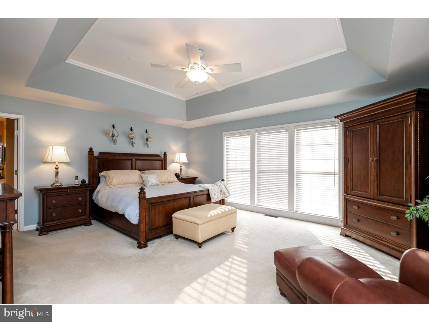 EAGLE HUNT - Residential