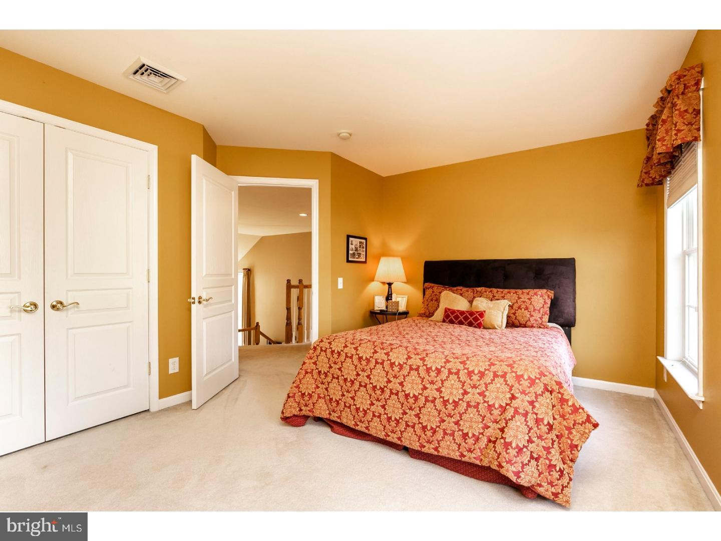 EAGLE HUNT - Residential