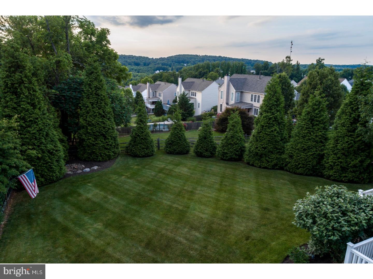 EAGLE HUNT - Residential