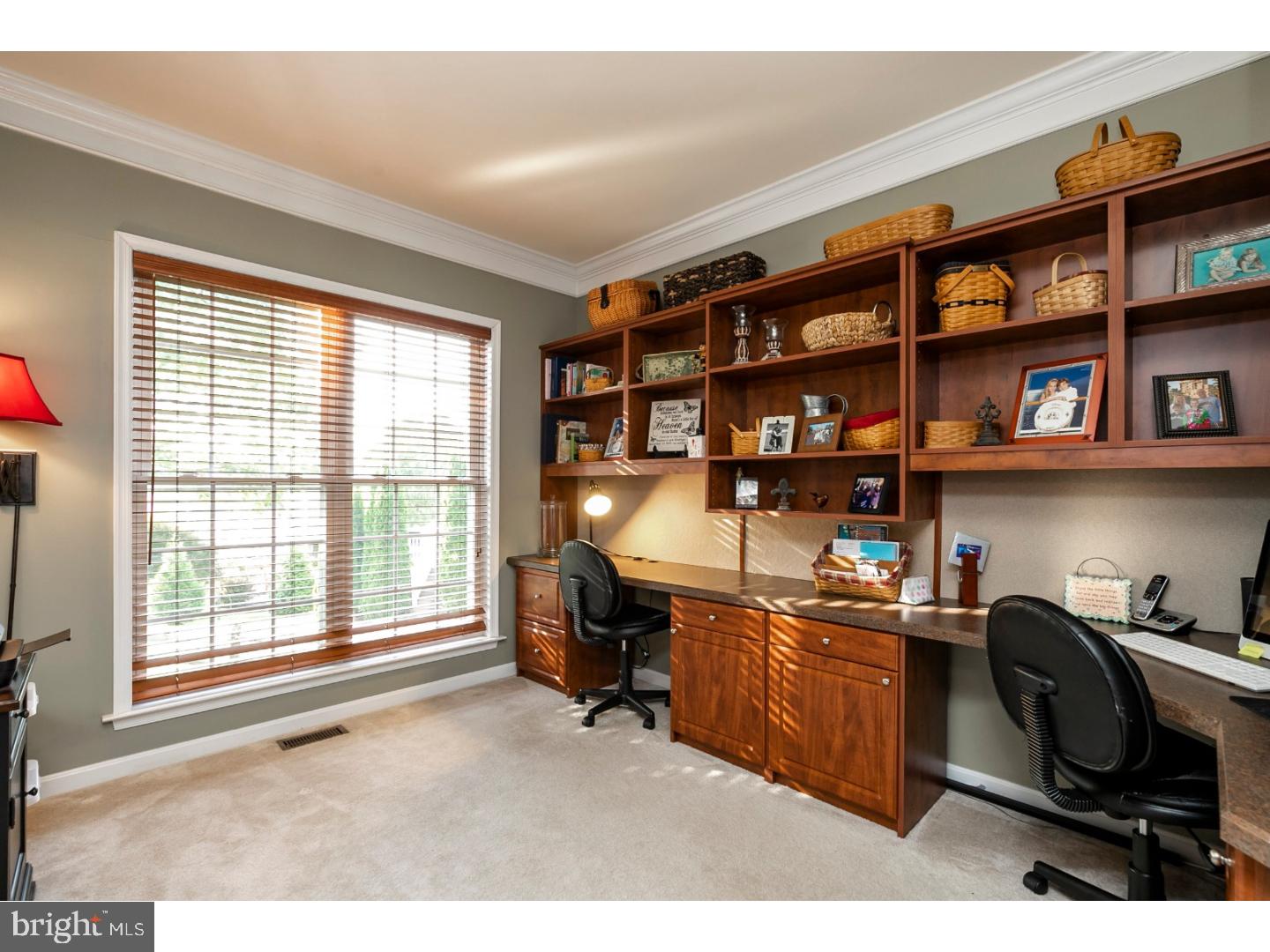 EAGLE HUNT - Residential