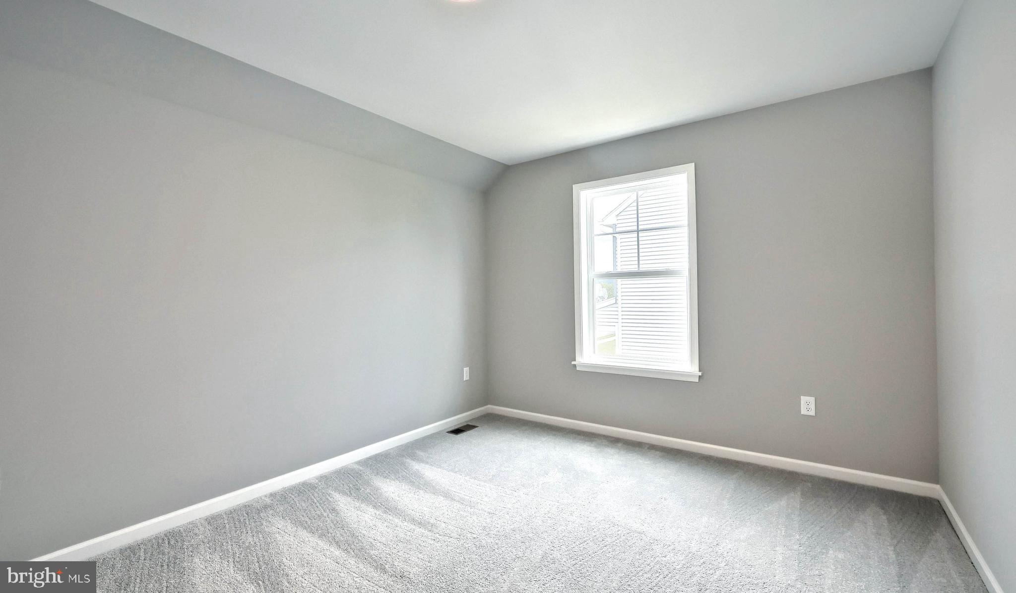 MOUNTAIN VIEW ESTATES - Residential