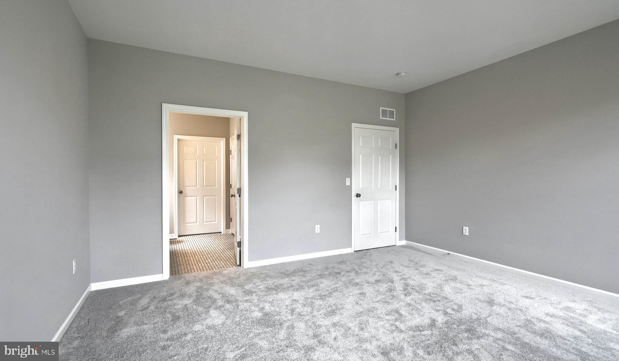 MOUNTAIN VIEW ESTATES - Residential