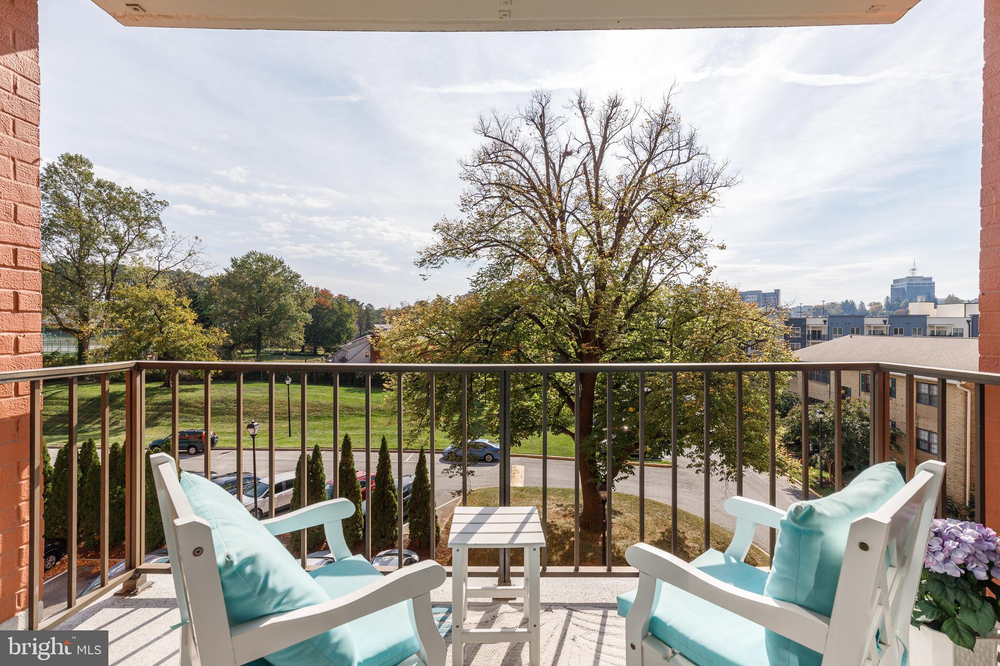 DULANEY TOWERS - Residential