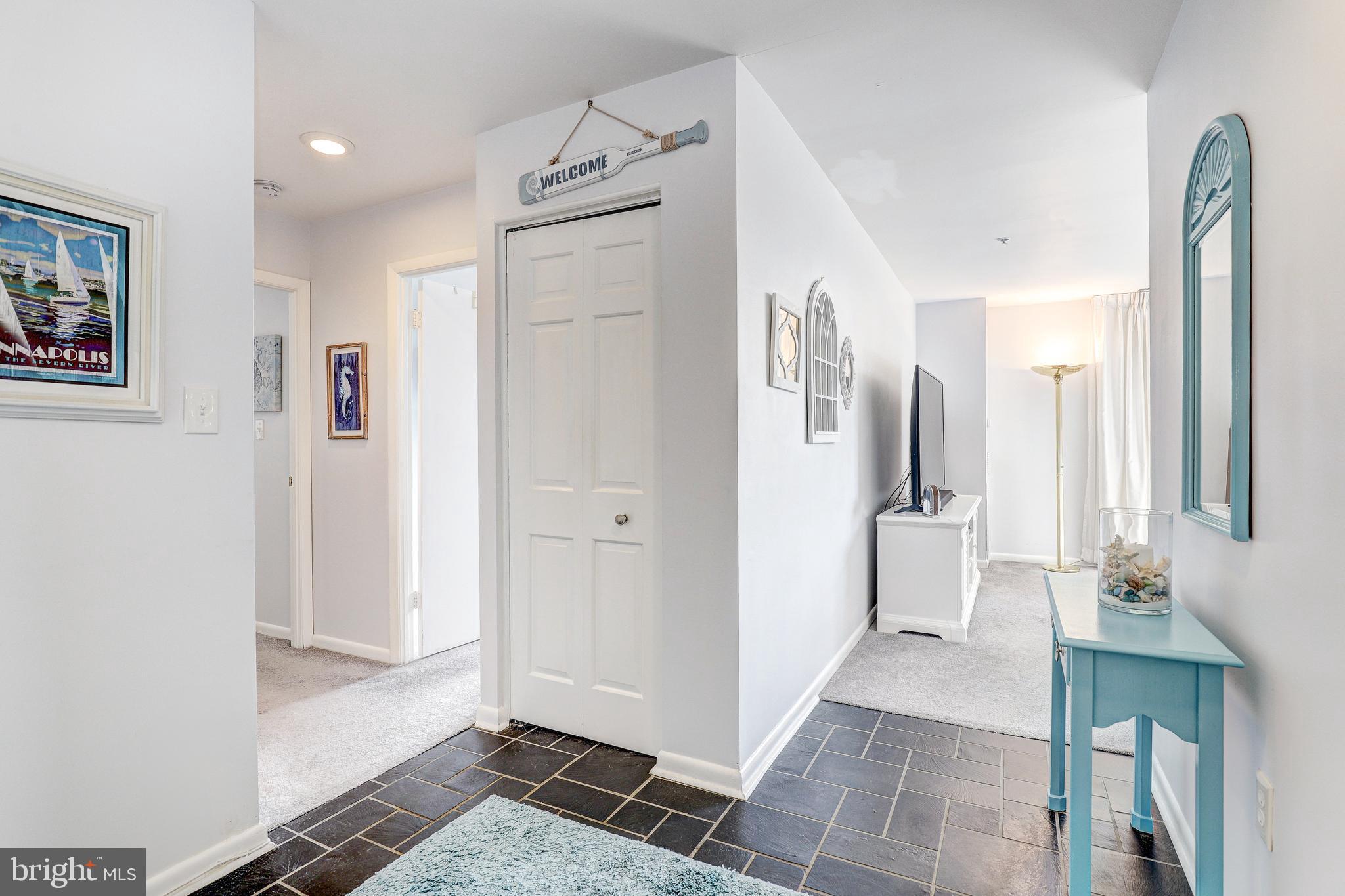 DULANEY TOWERS - Residential