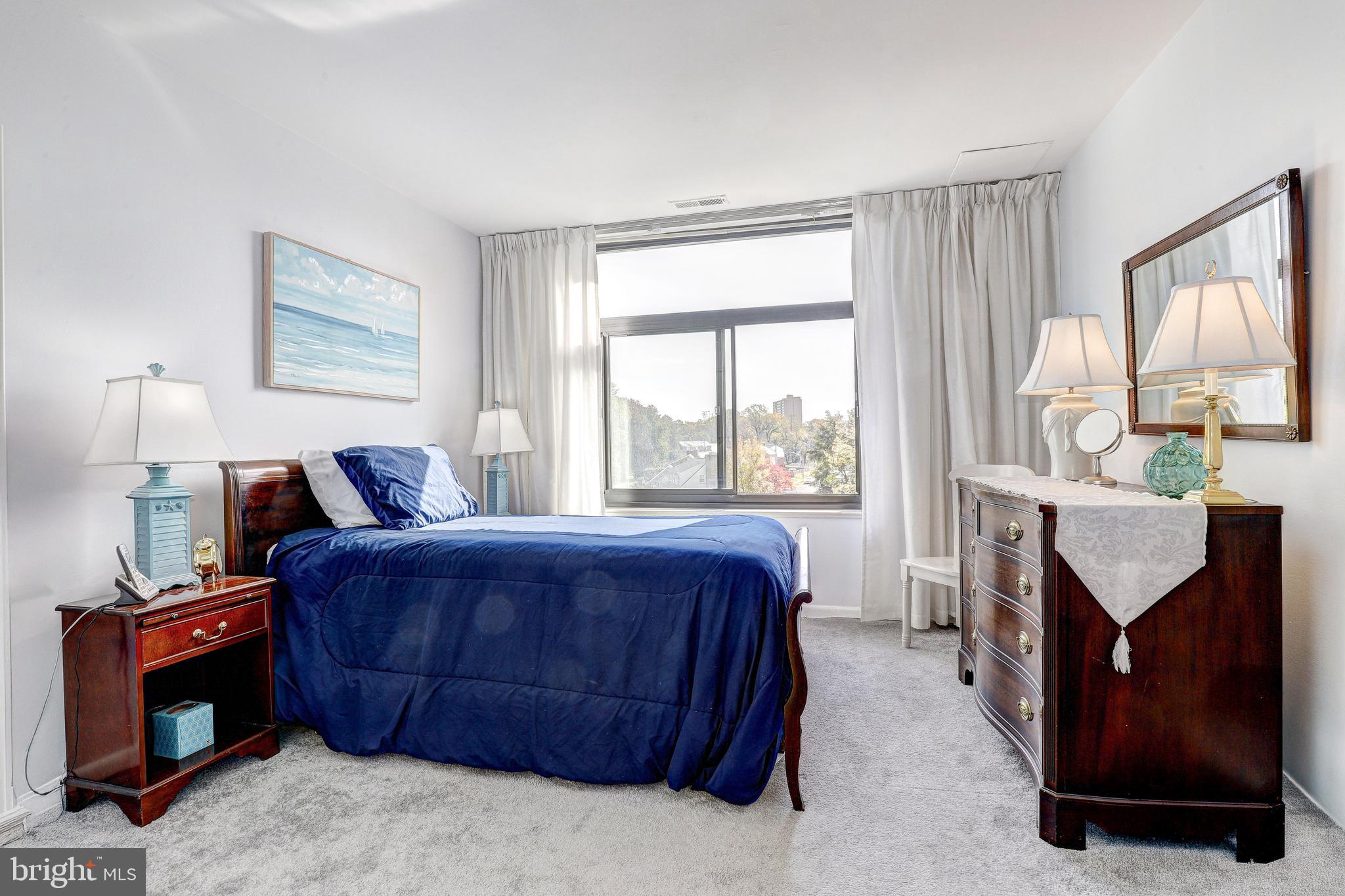 DULANEY TOWERS - Residential