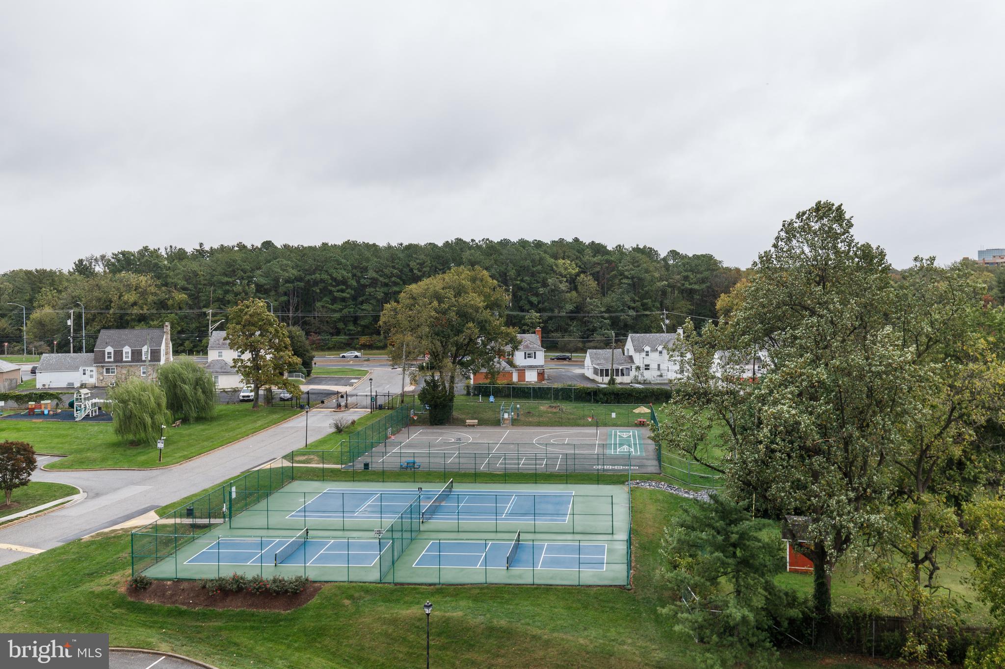 DULANEY TOWERS - Residential