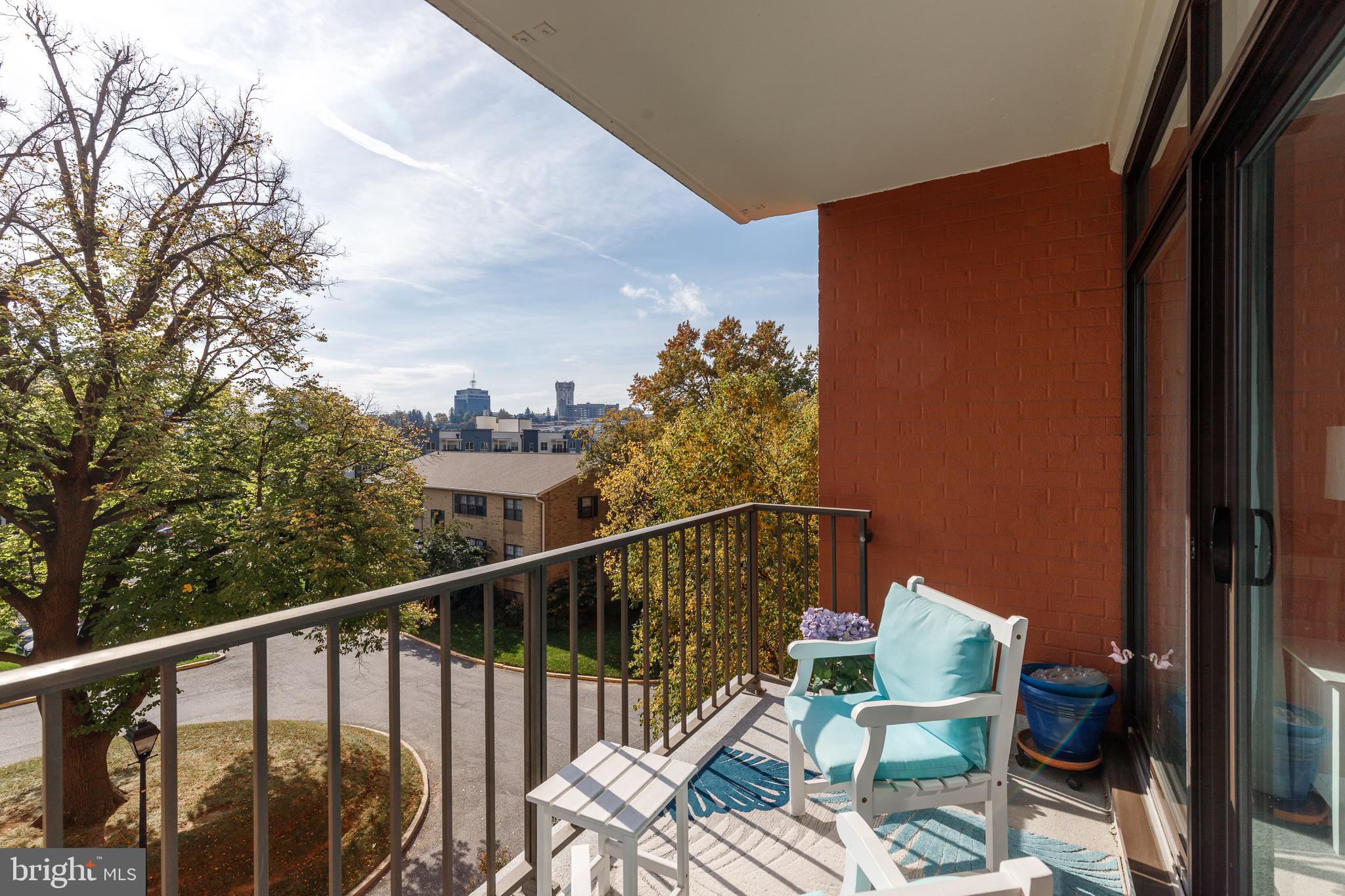 DULANEY TOWERS - Residential