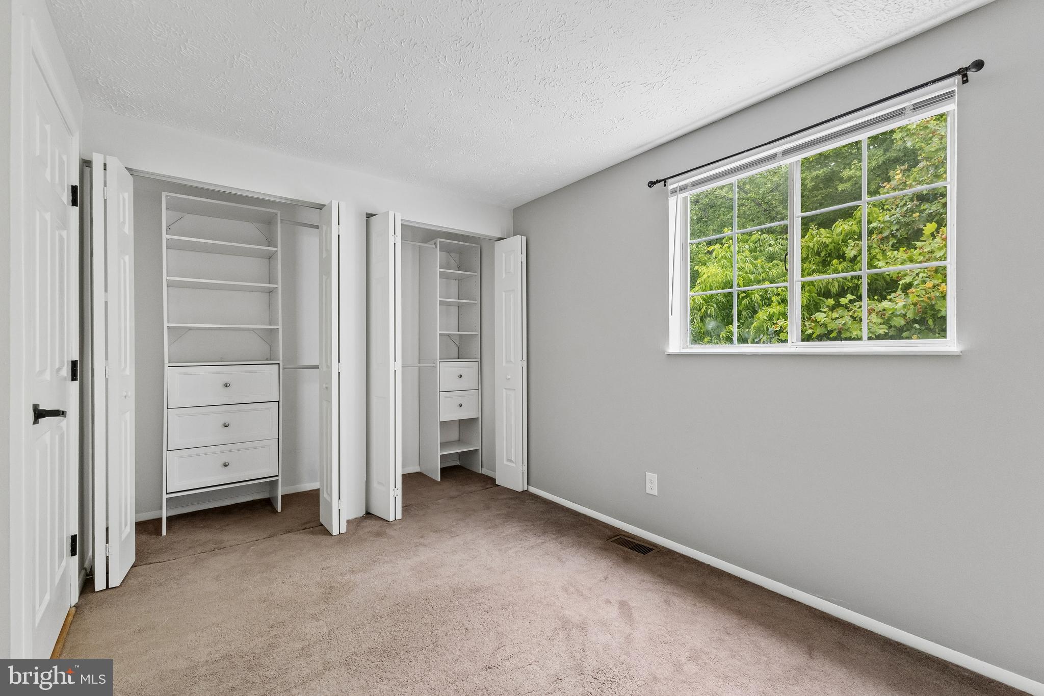 NEWINGTON FOREST - Residential