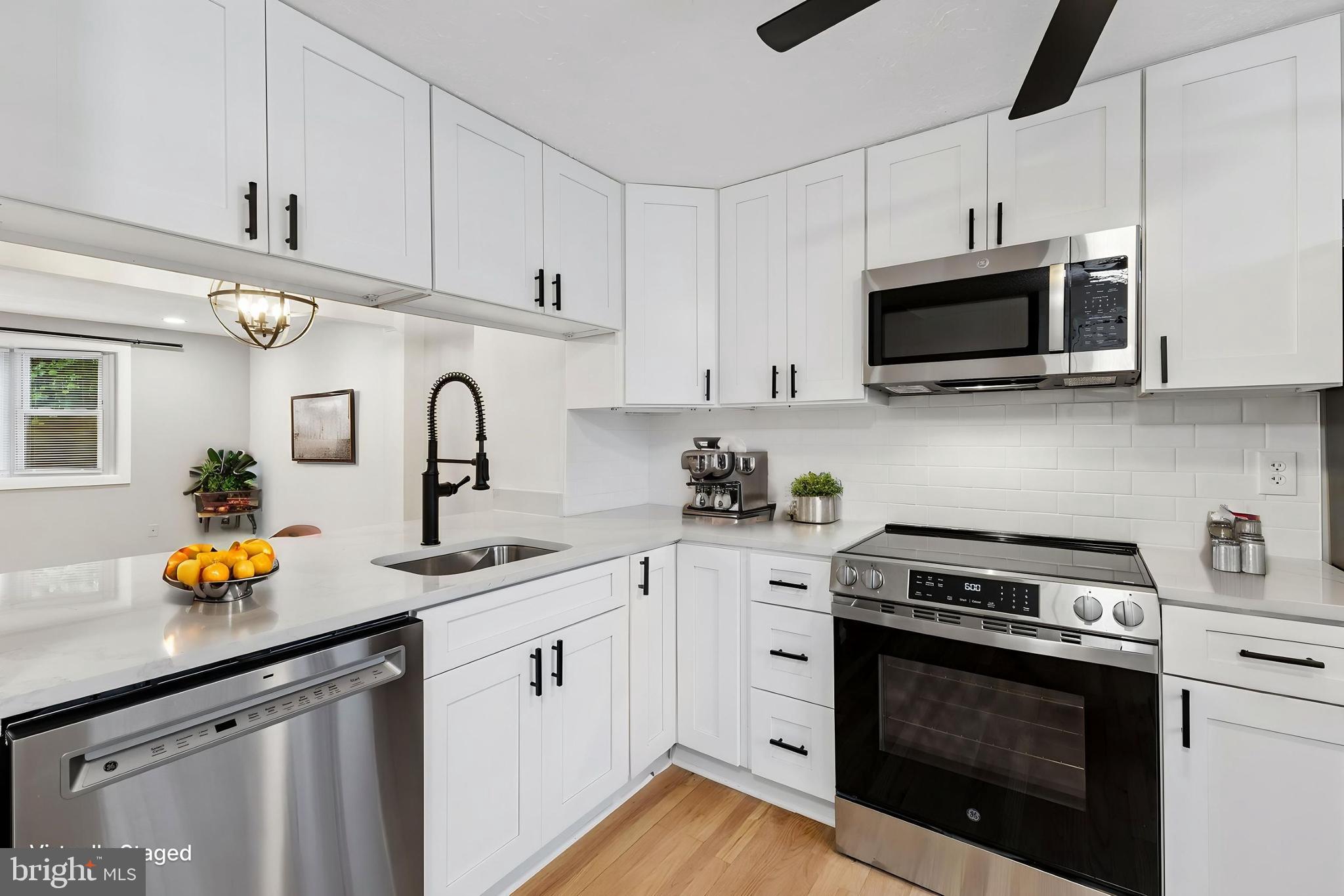 NEWINGTON FOREST - Residential