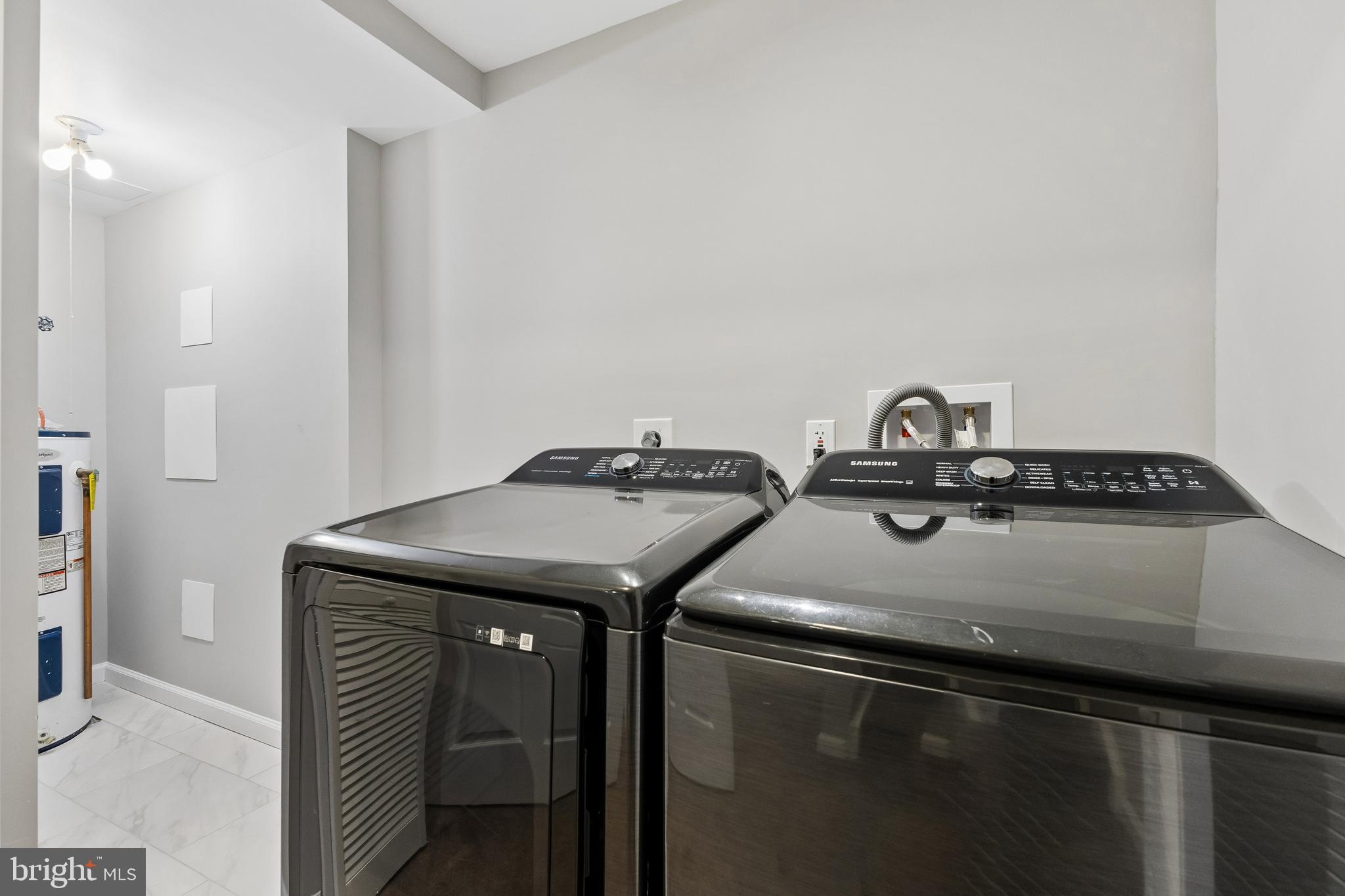 NEWINGTON FOREST - Residential
