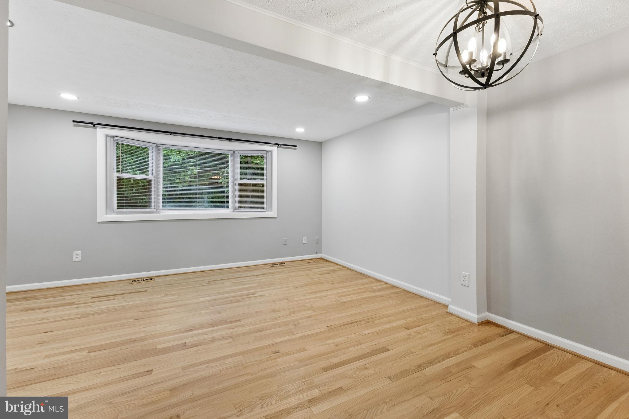 NEWINGTON FOREST - Residential