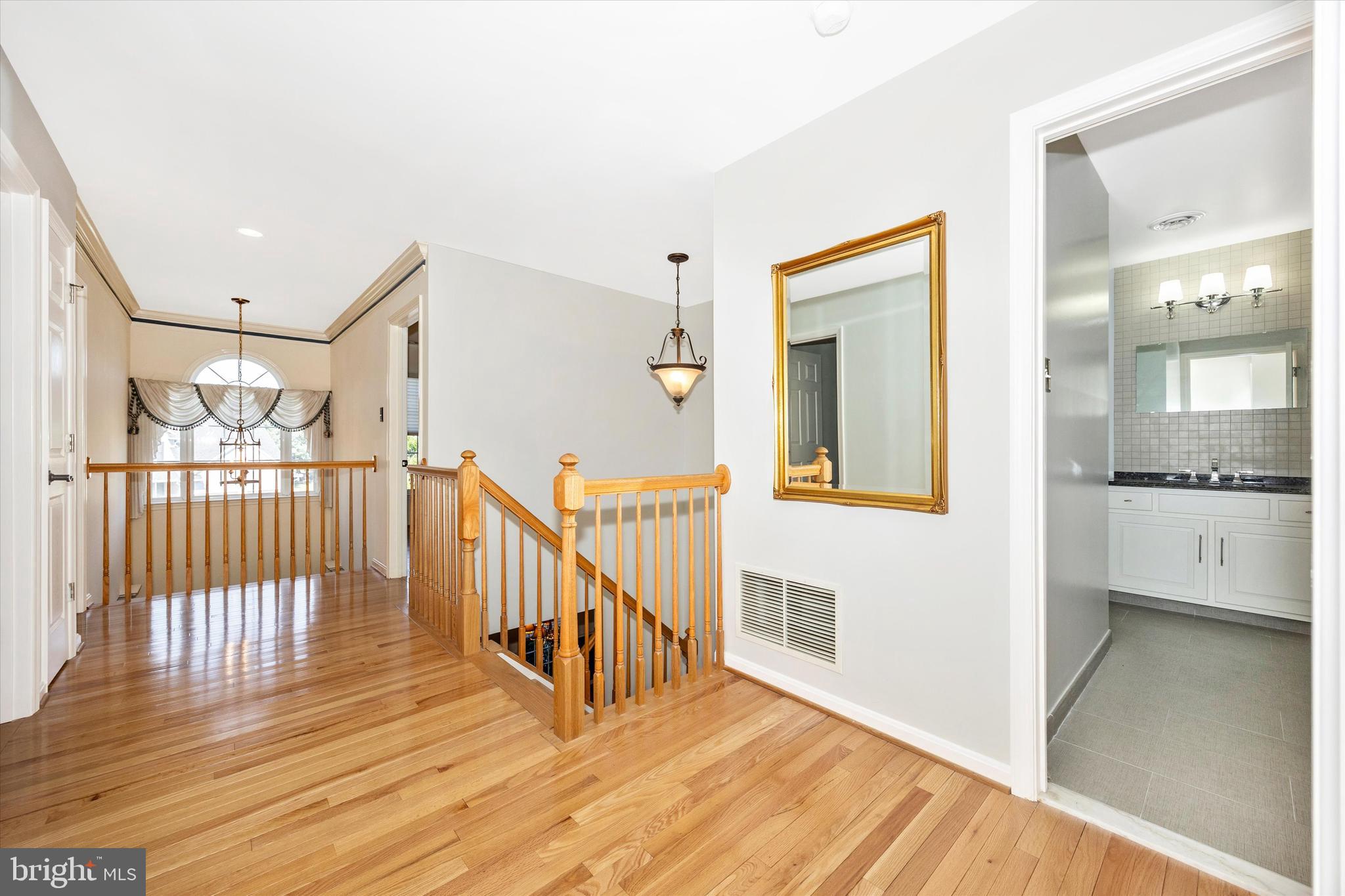 CREEKSIDE PARK - Residential