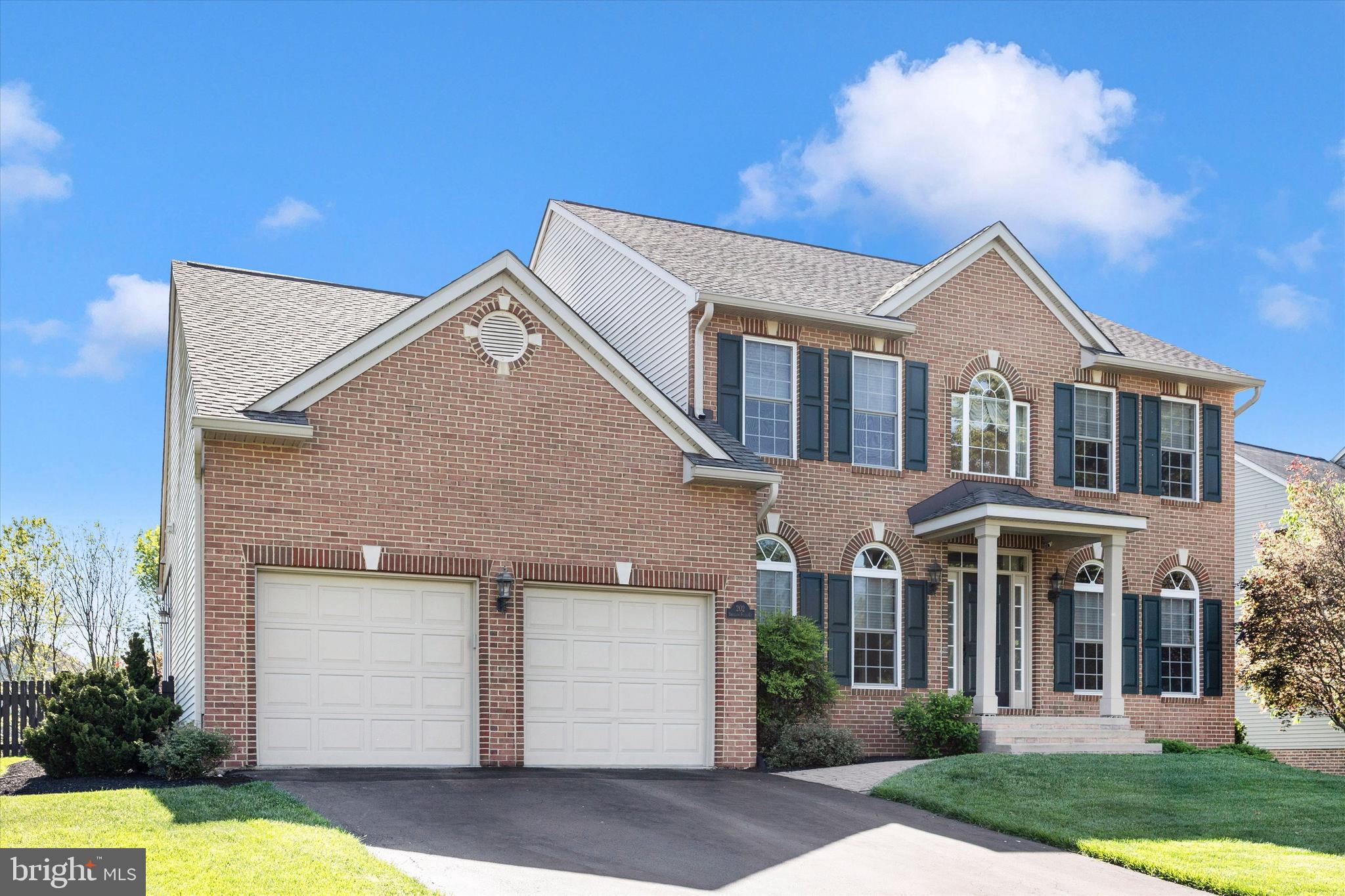 CREEKSIDE PARK - Residential