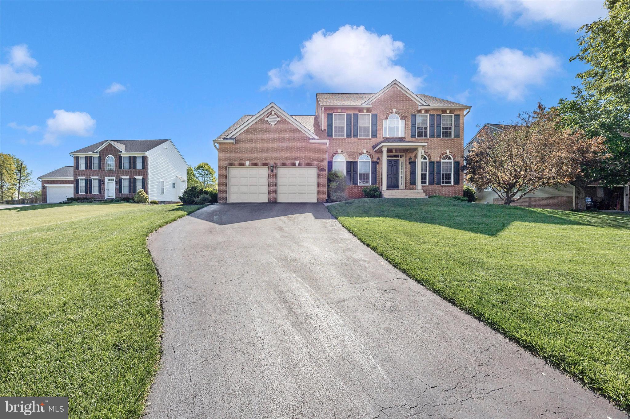 CREEKSIDE PARK - Residential