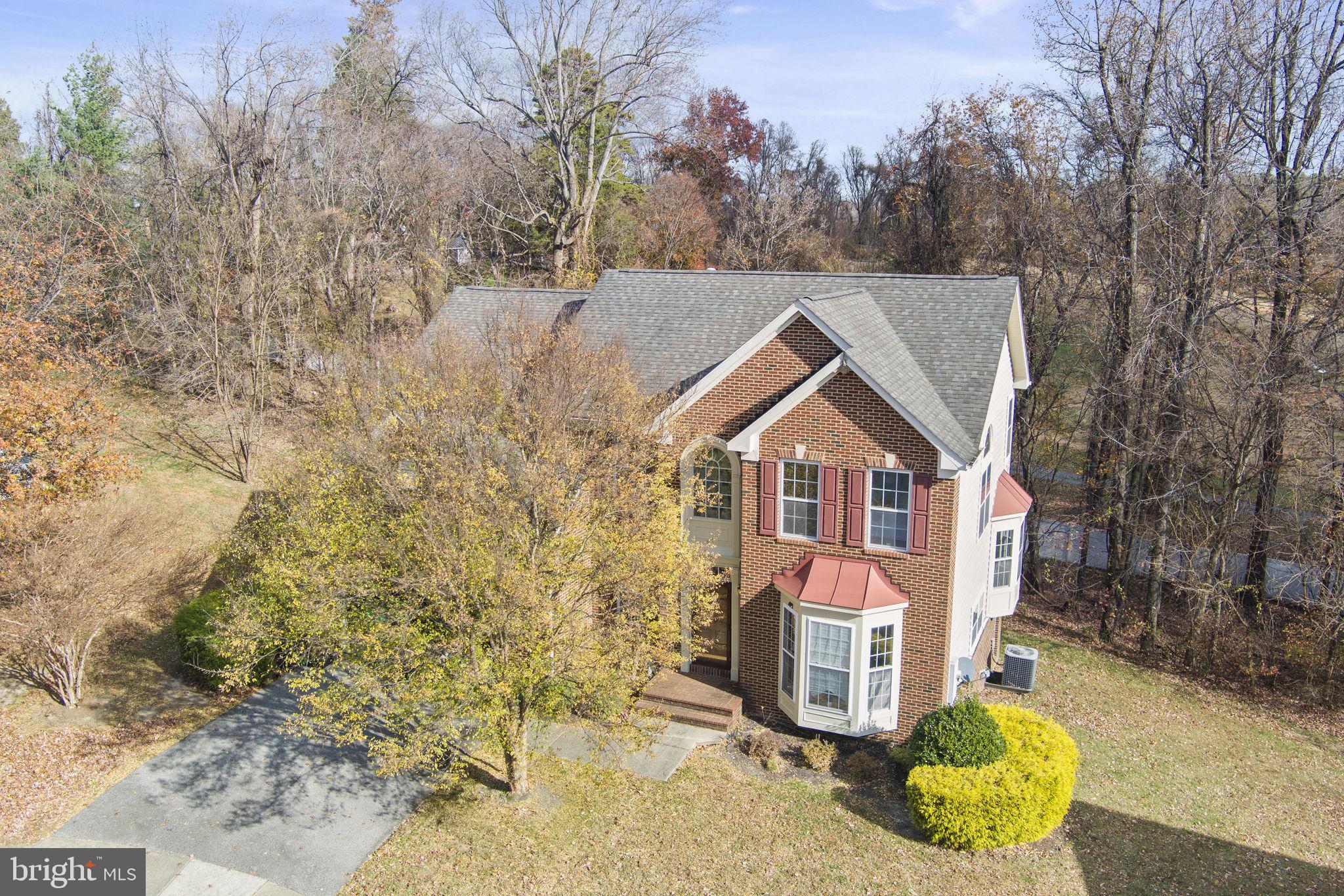 CHARLES HILL - Residential