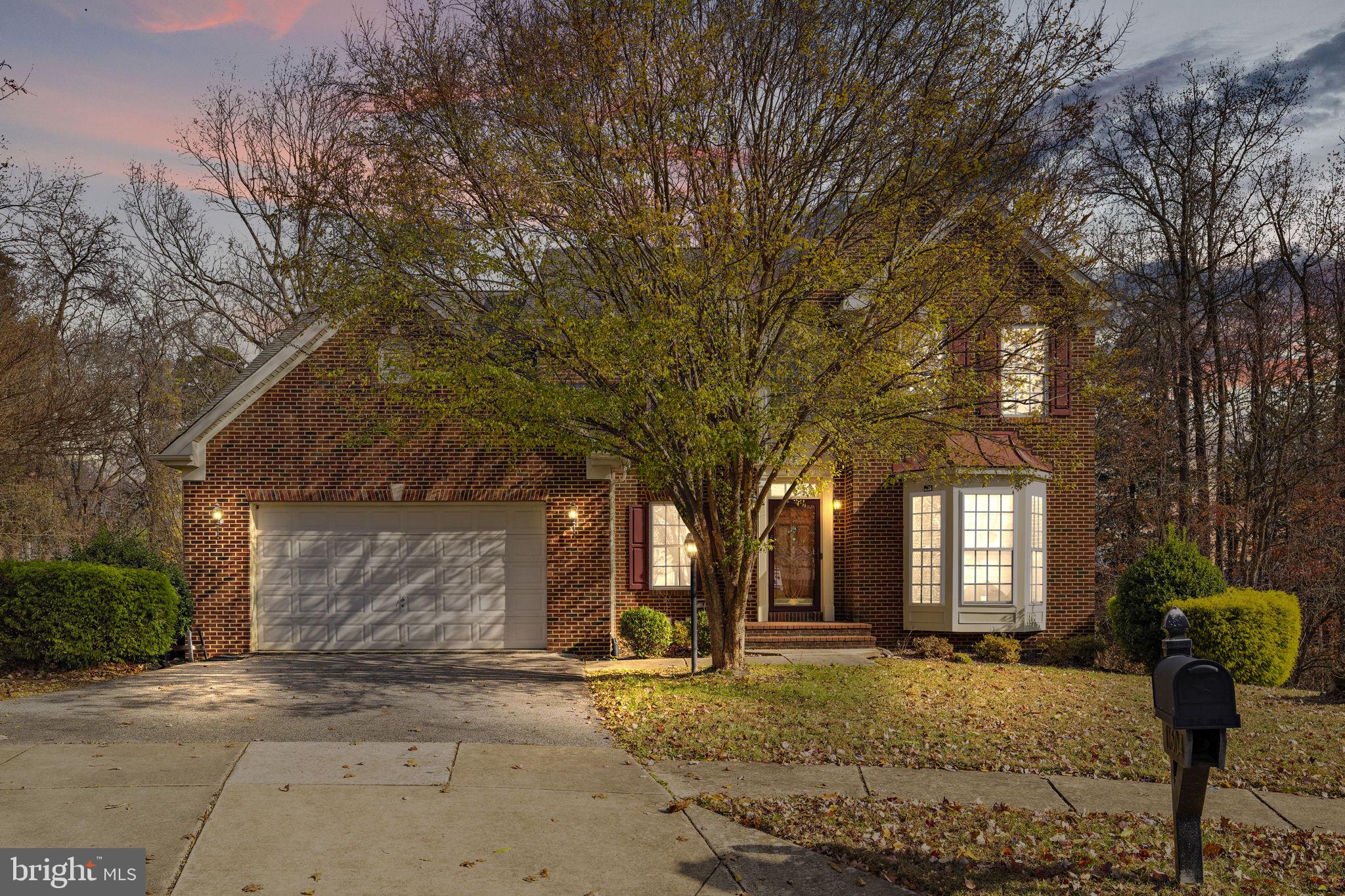 CHARLES HILL - Residential