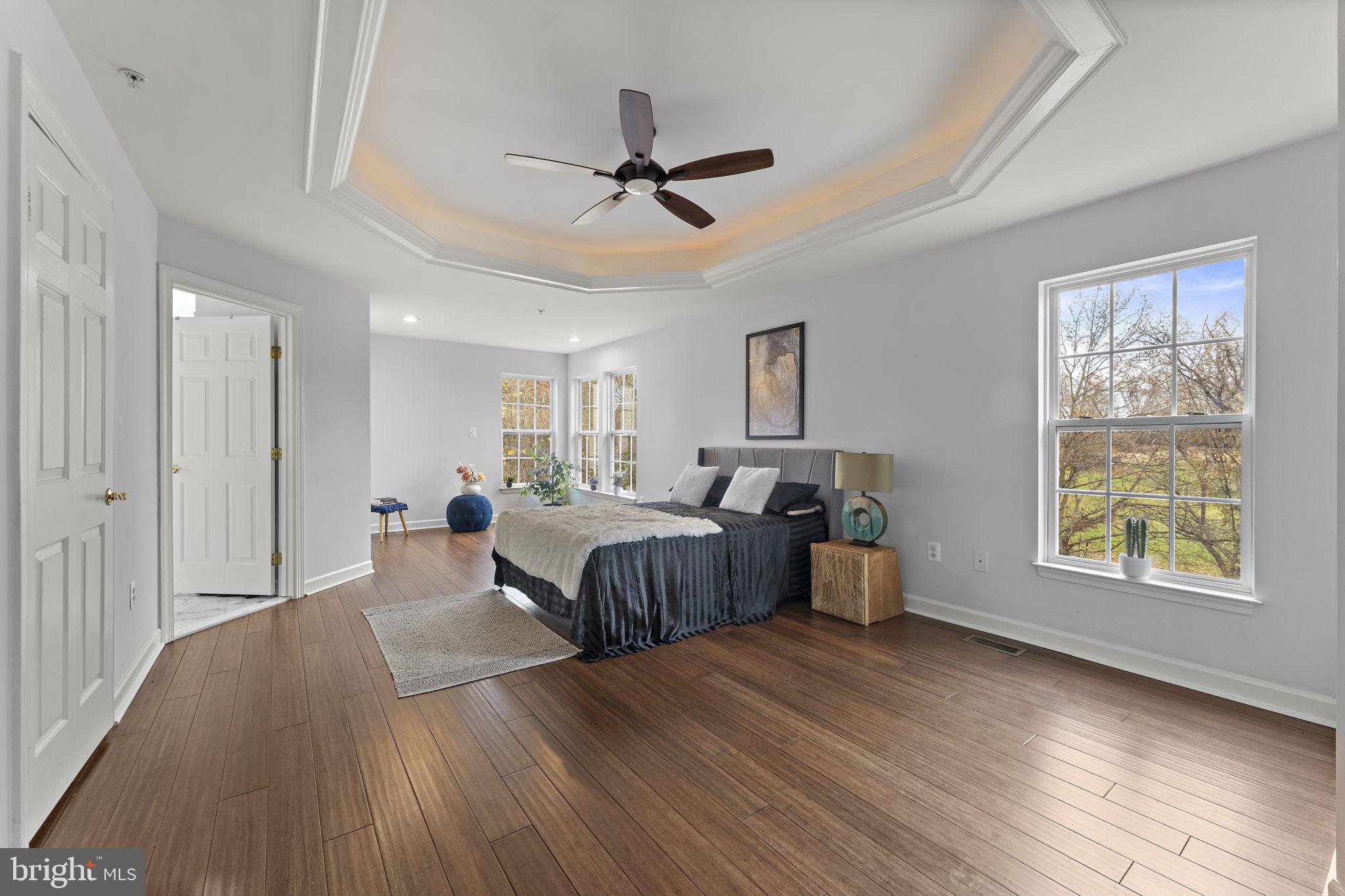 CHARLES HILL - Residential