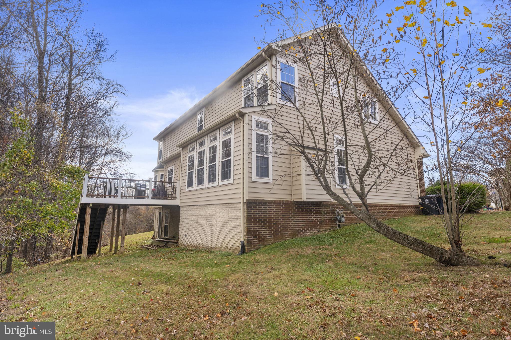 CHARLES HILL - Residential