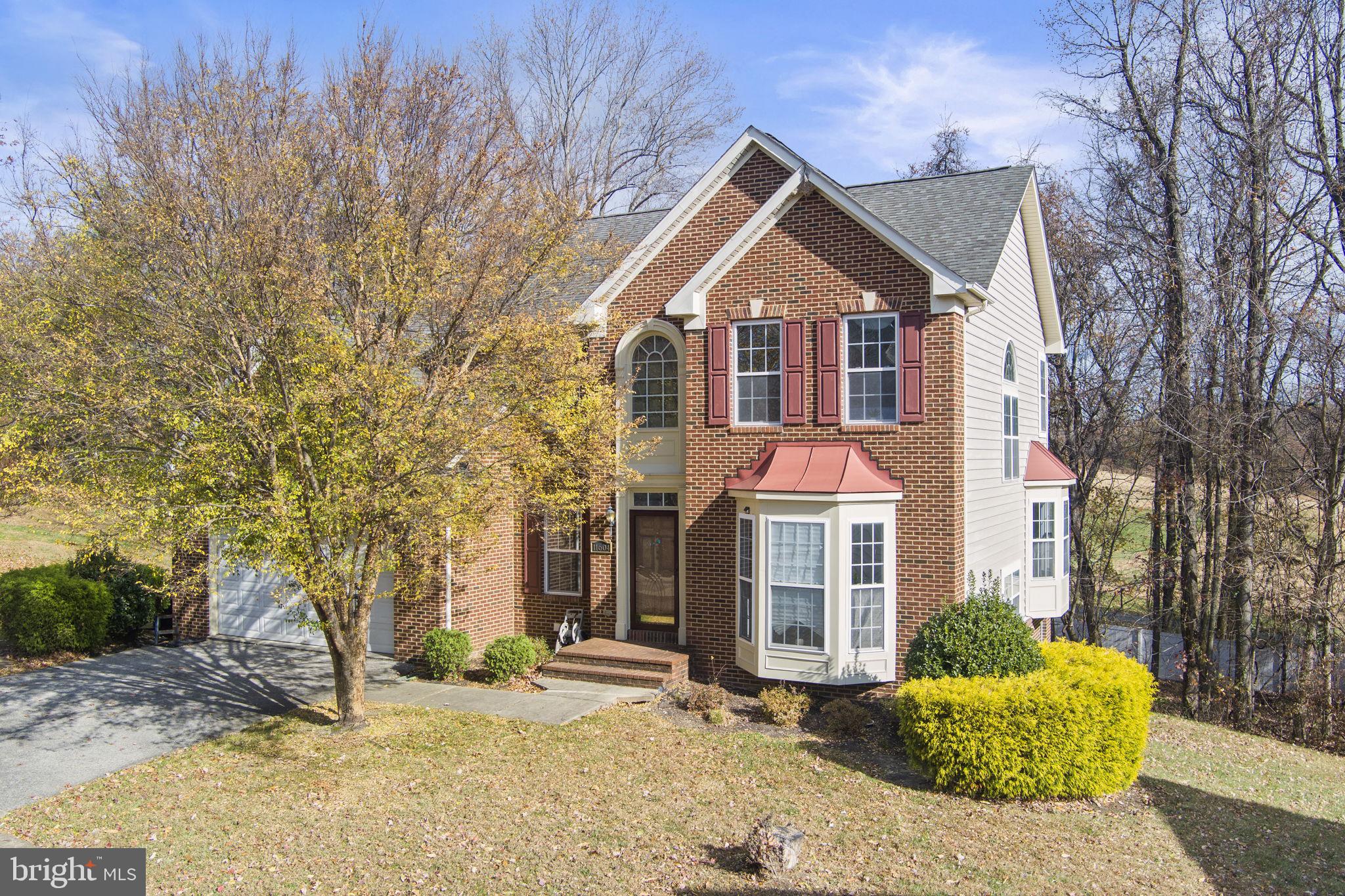 CHARLES HILL - Residential