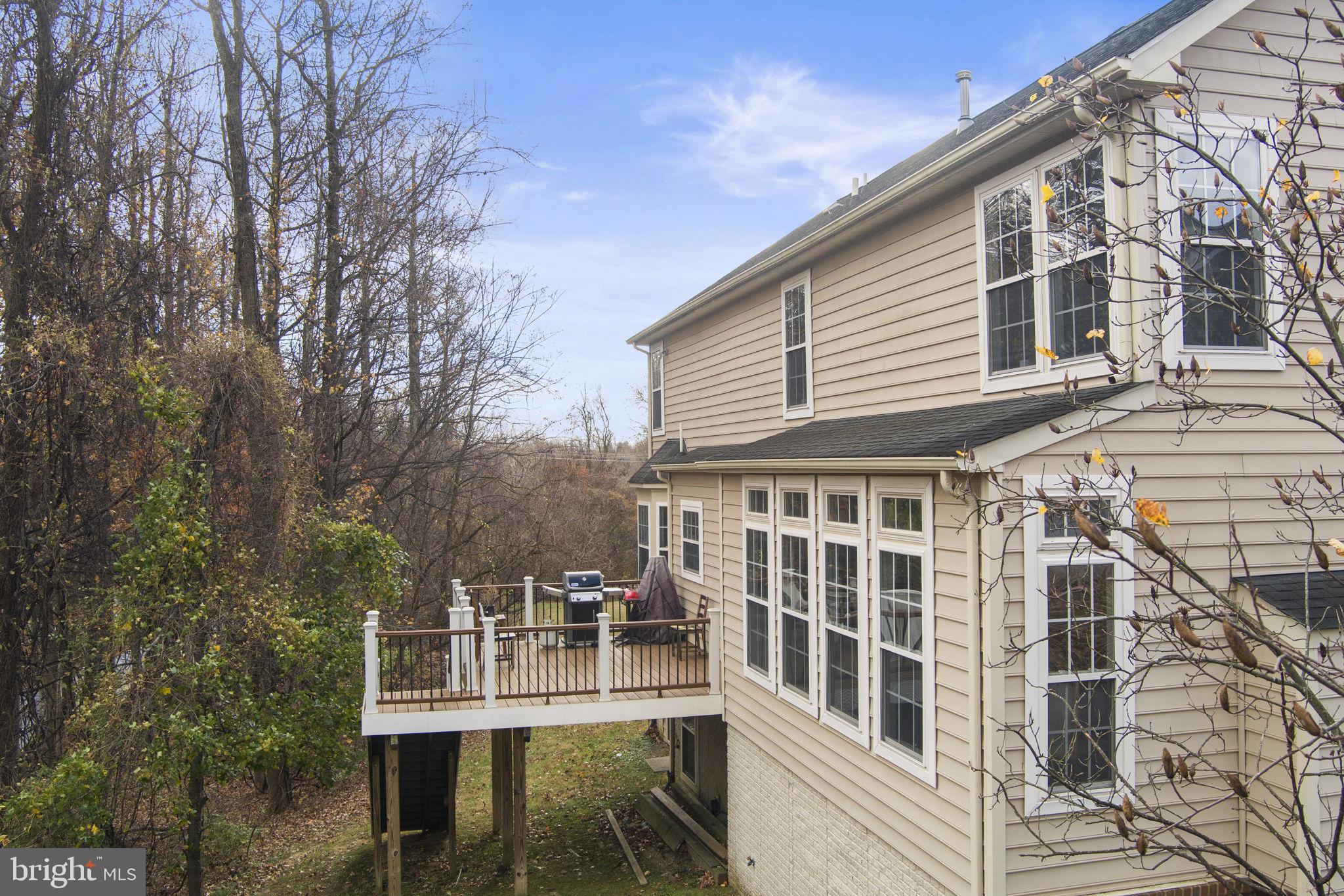 CHARLES HILL - Residential