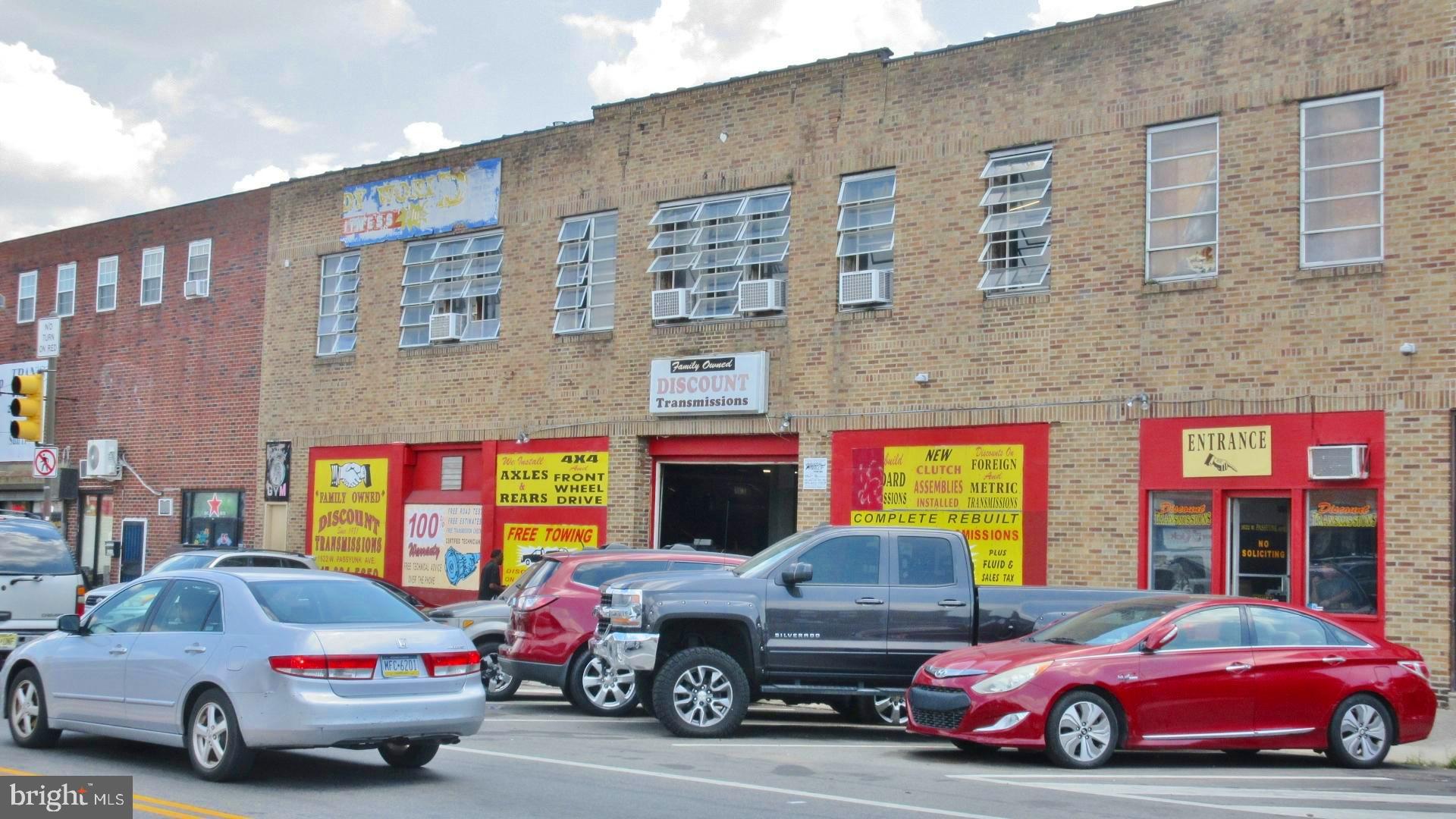1622 W PASSYUNK AVENUE
