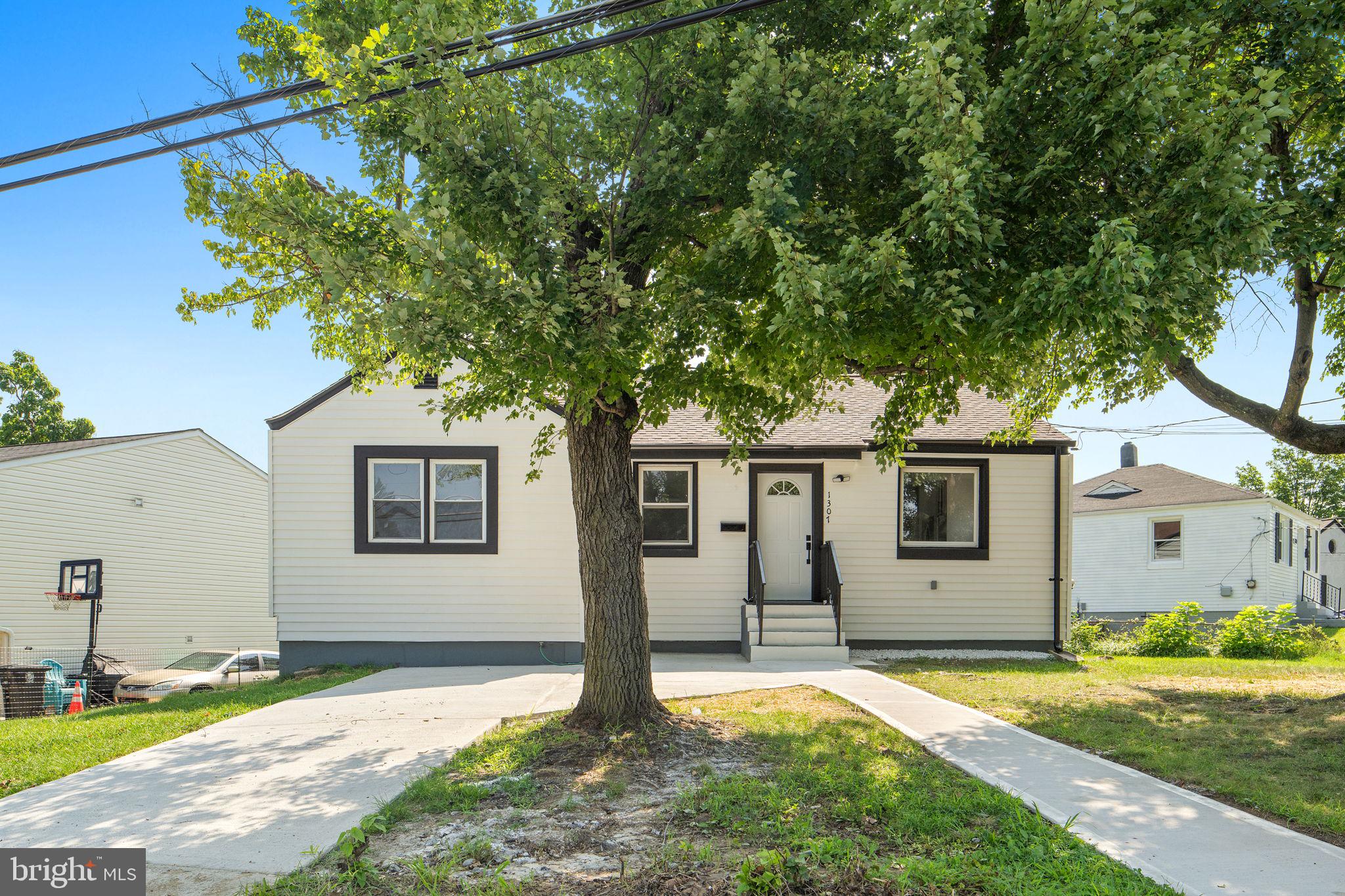 1307 OATES STREET