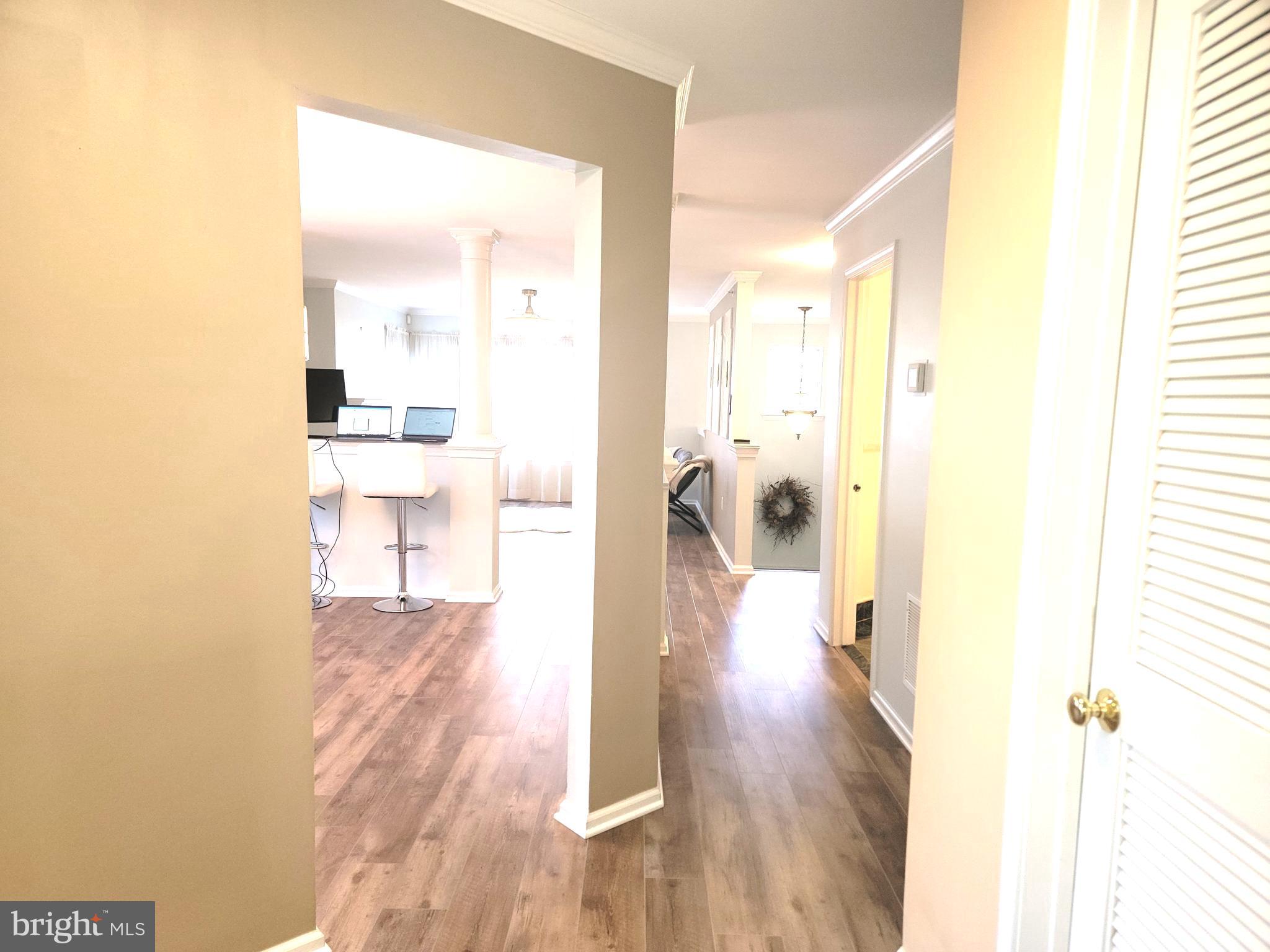 COUNTRY CROSSING - Residential