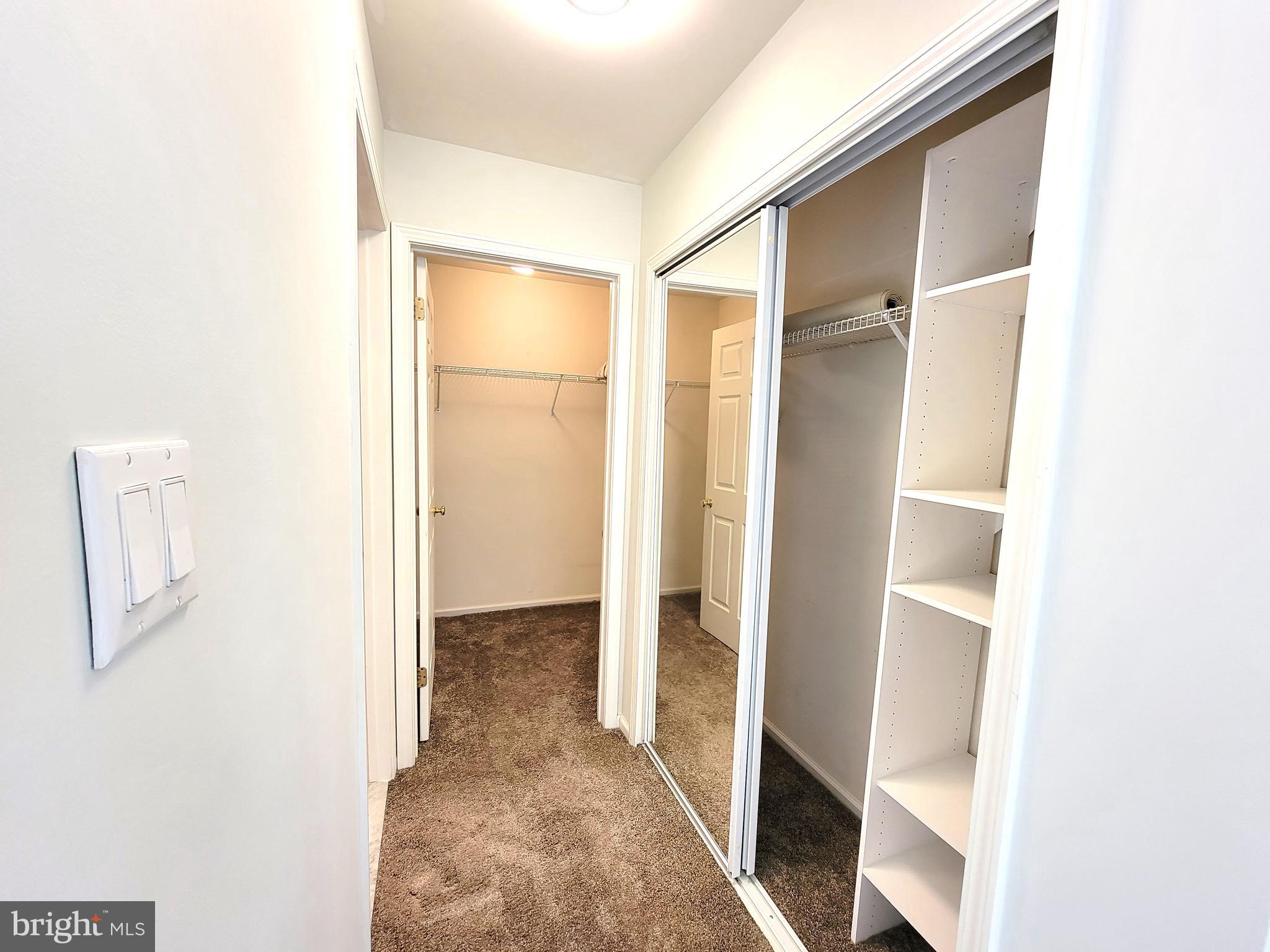 COUNTRY CROSSING - Residential