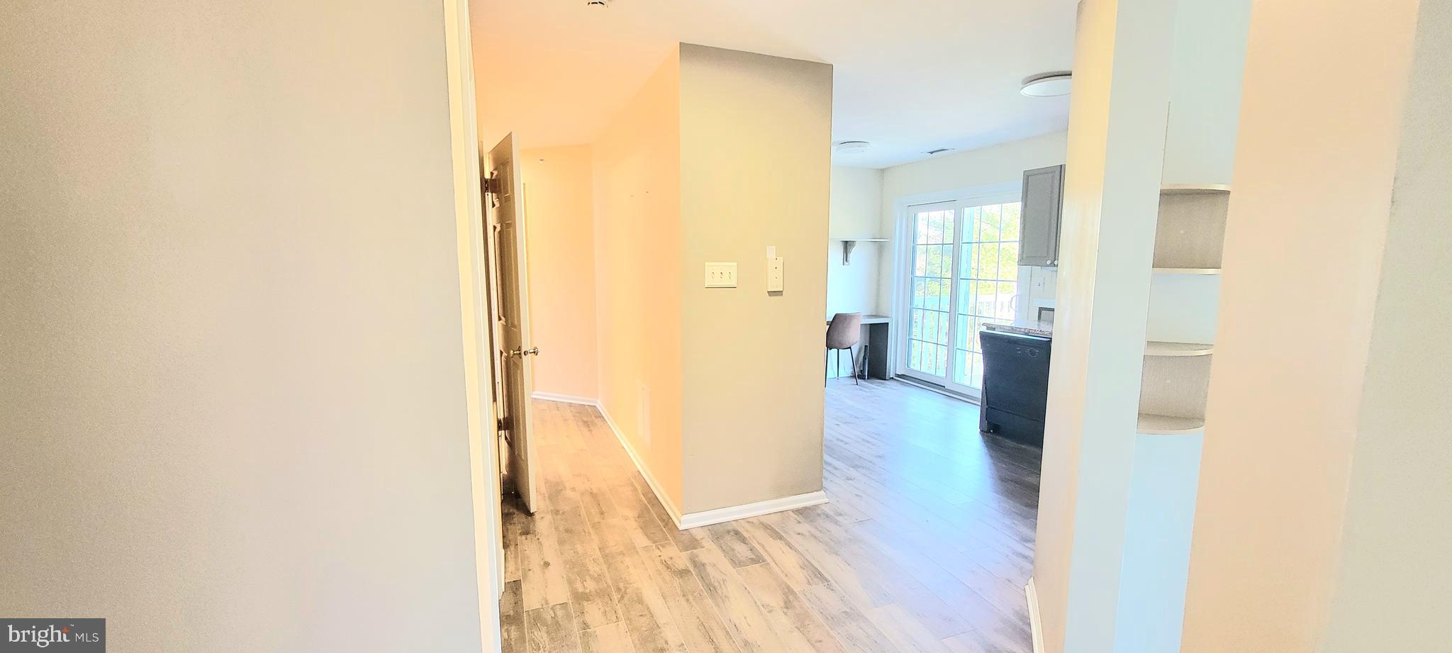 COUNTRY CROSSING - Residential