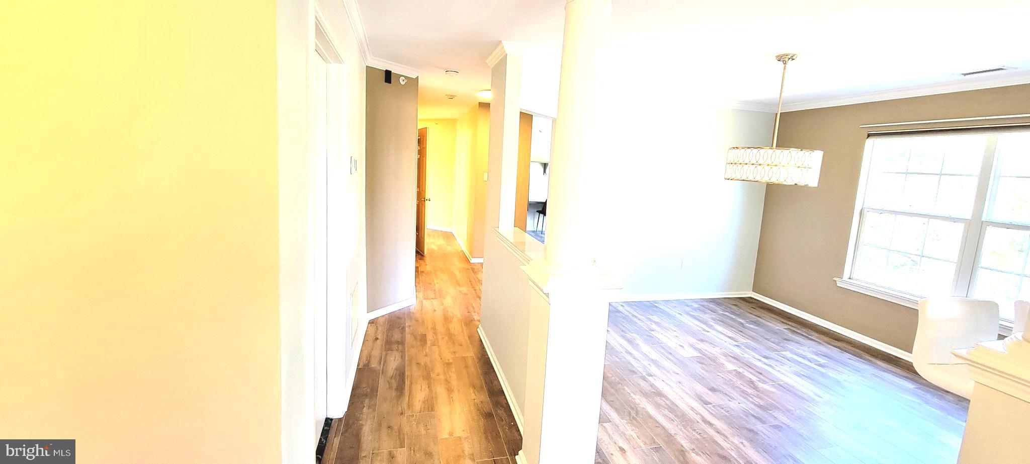 COUNTRY CROSSING - Residential