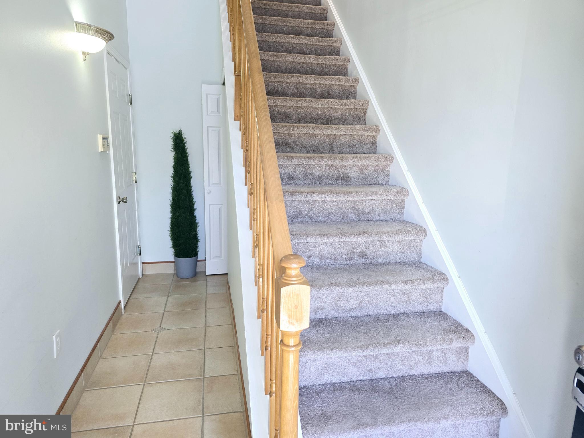 COUNTRY CROSSING - Residential