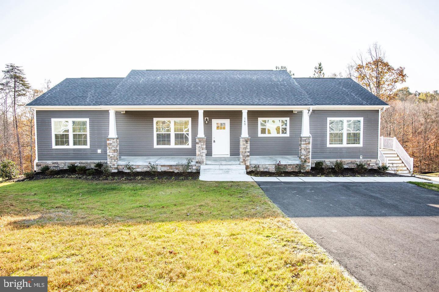 OVERLOOK AT HICKORY HILLS - Residential Lease