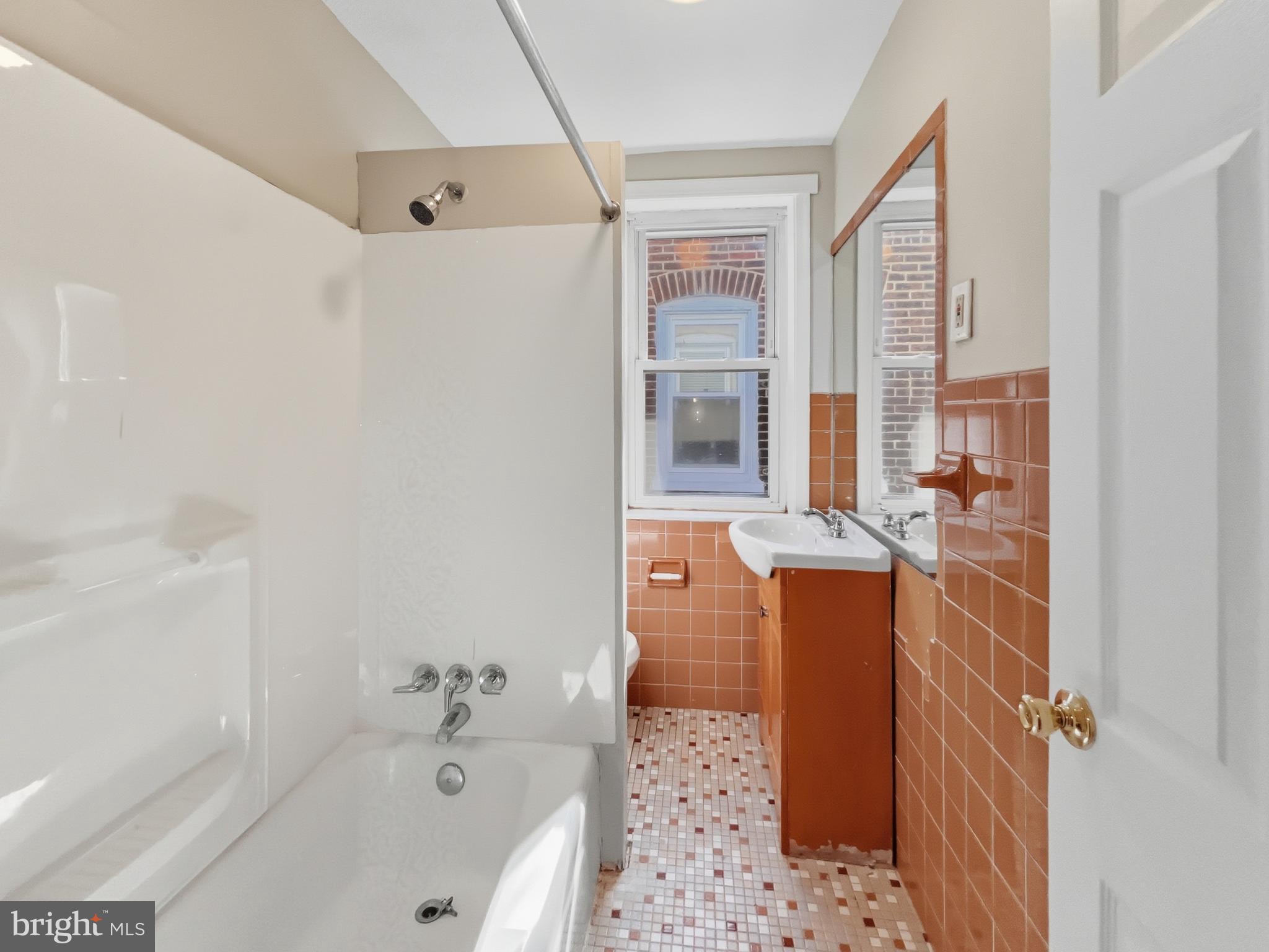 CHESTER CITY - Residential