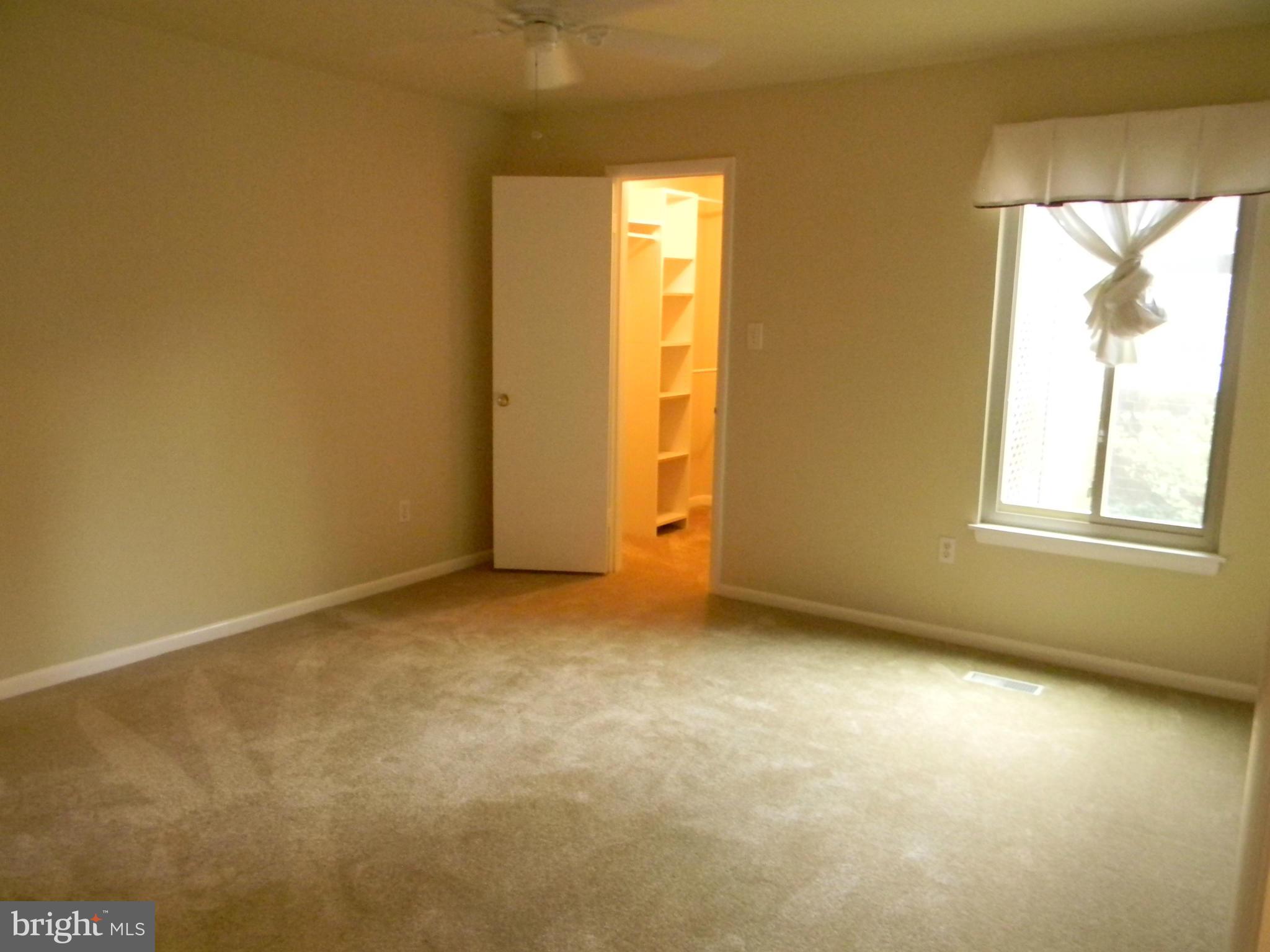 SOUTHAMPTON - Residential Lease