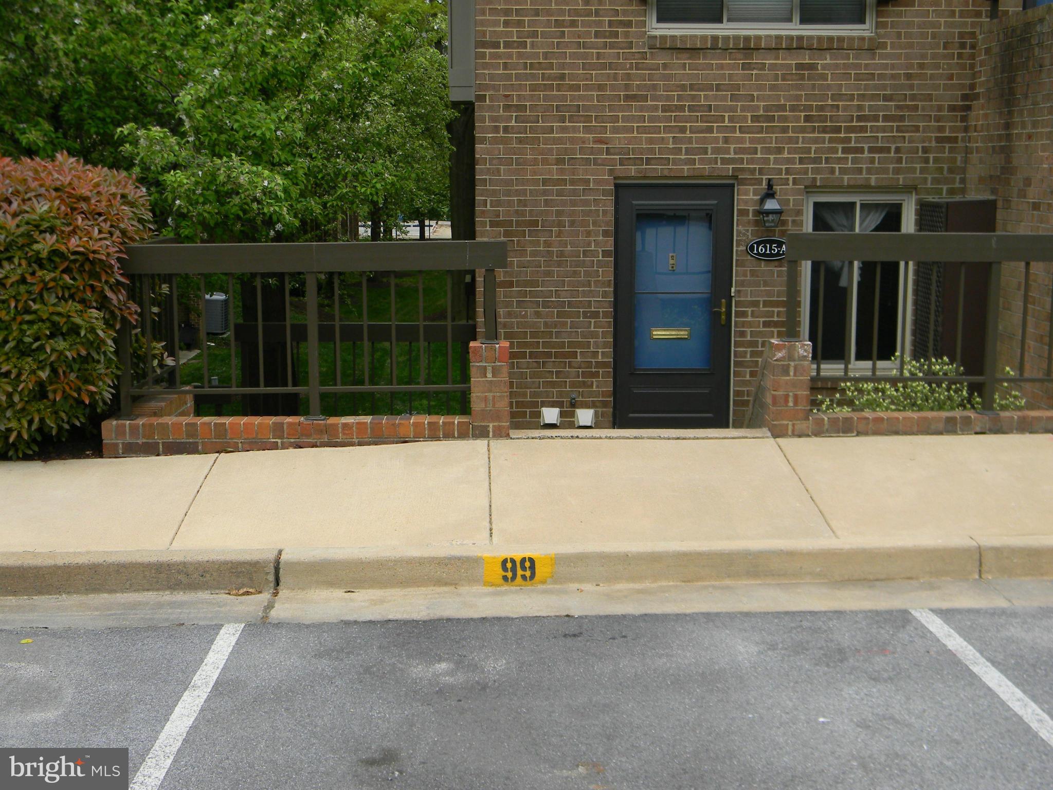 SOUTHAMPTON - Residential Lease