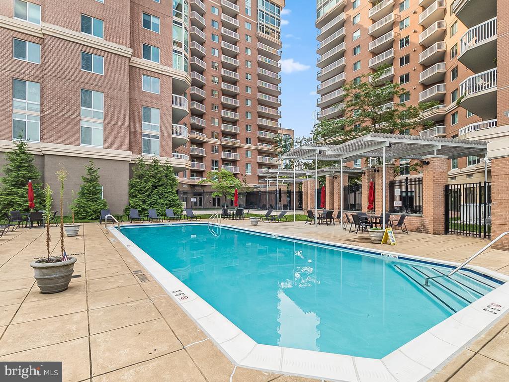 ALEXANDRIA - Residential Lease