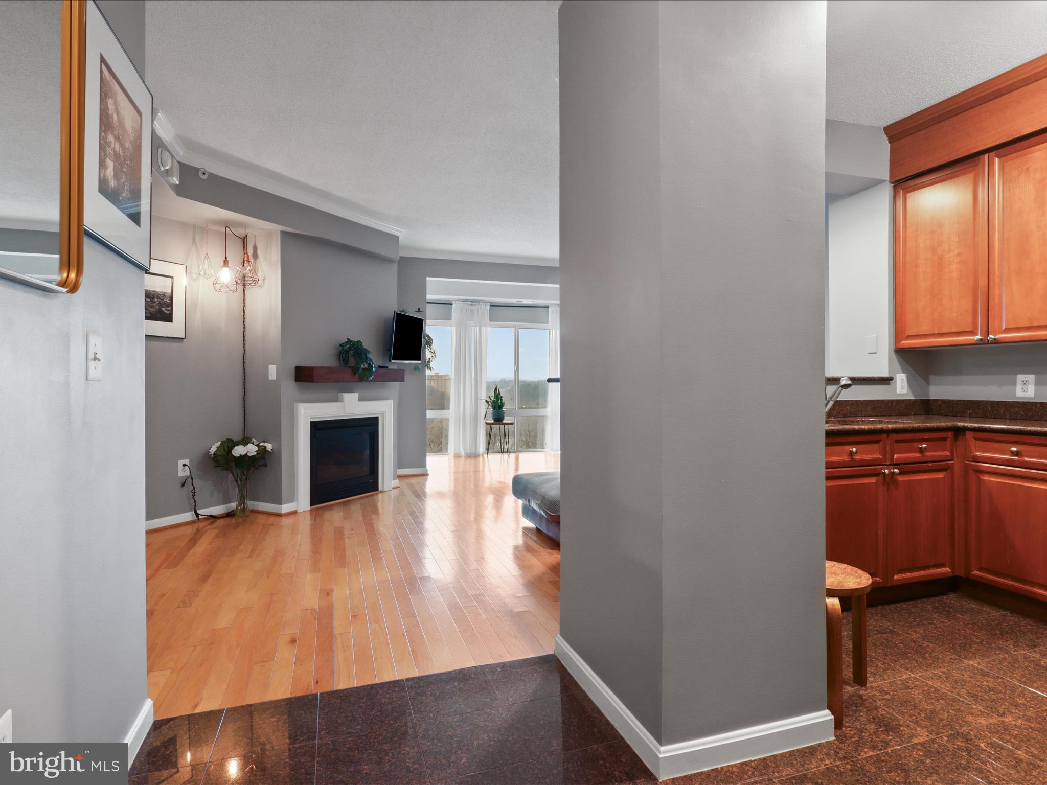 ALEXANDRIA - Residential Lease