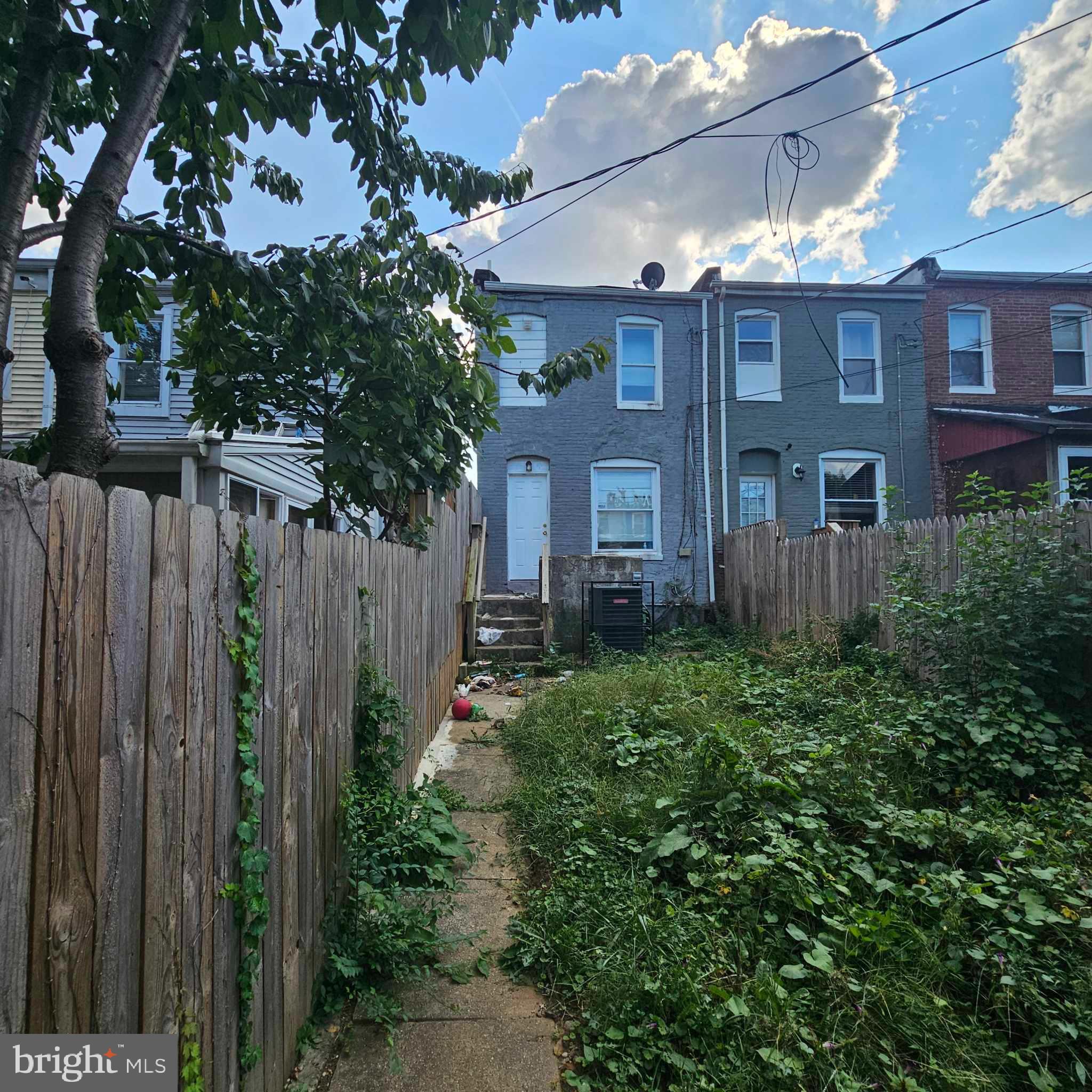 WAVERLY - Residential