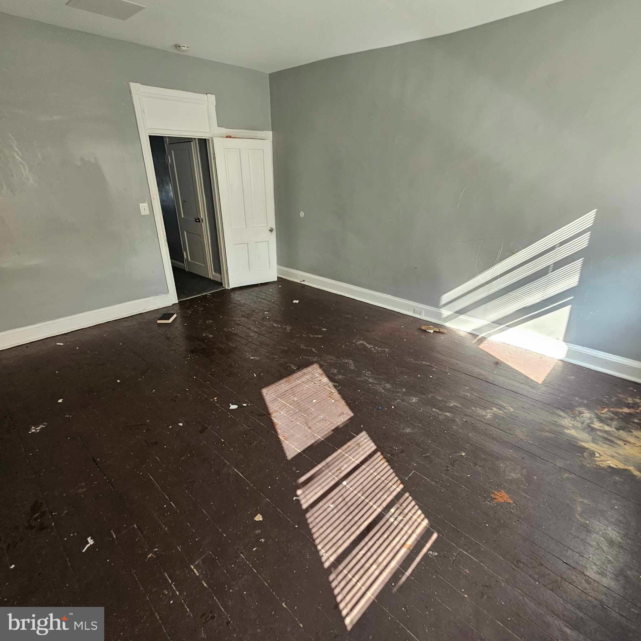 WAVERLY - Residential