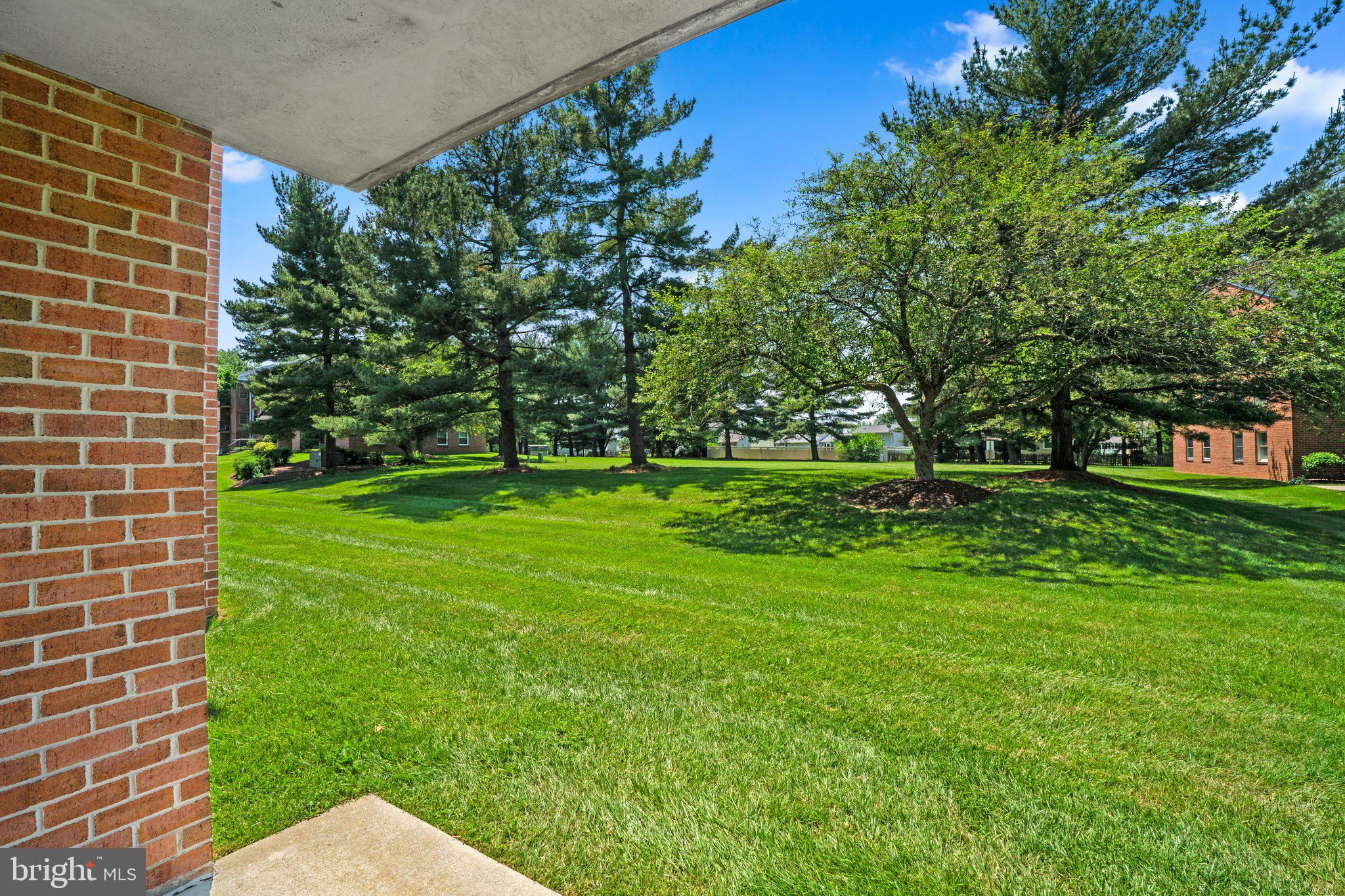 GLADE TOWN - Residential