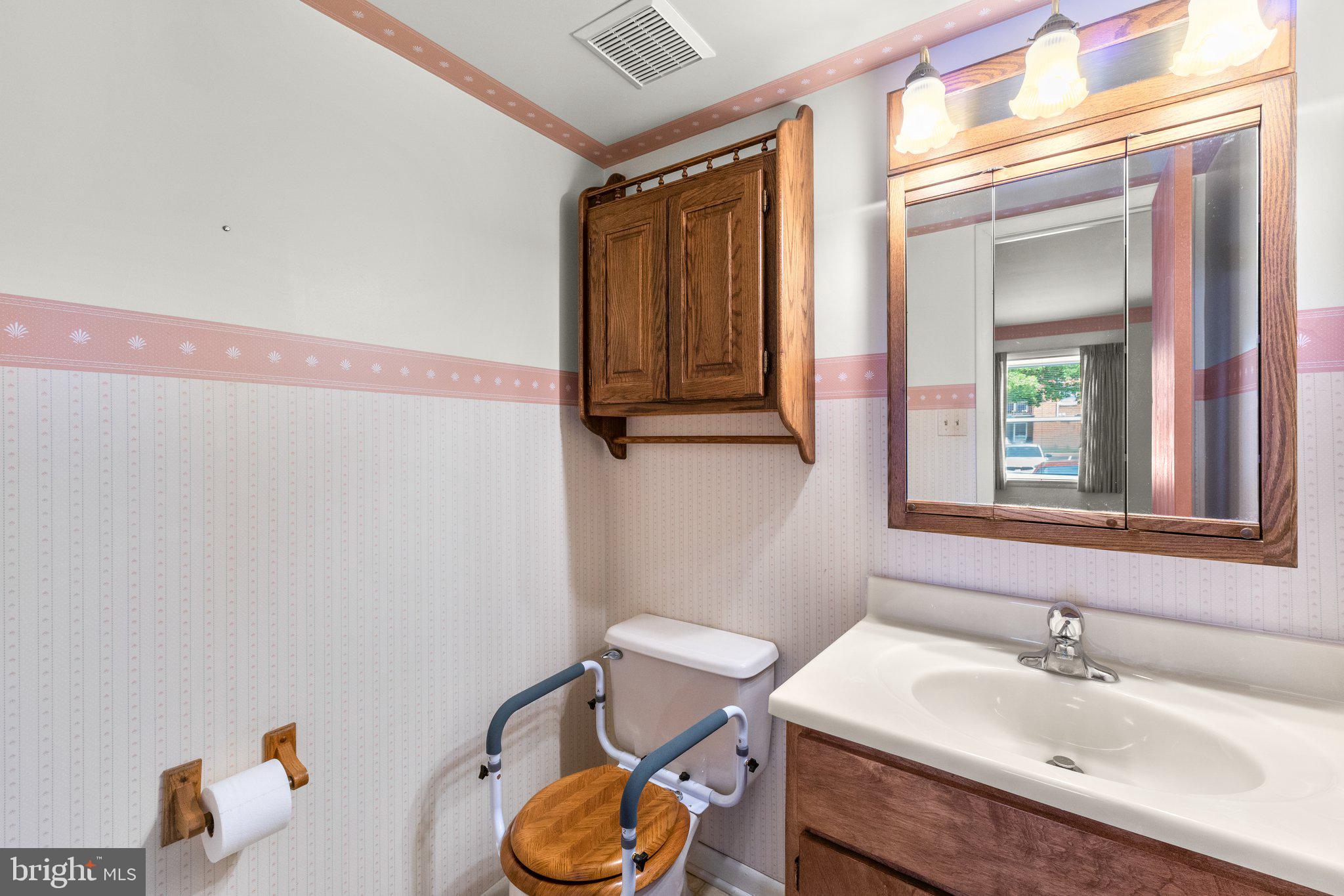 GLADE TOWN - Residential