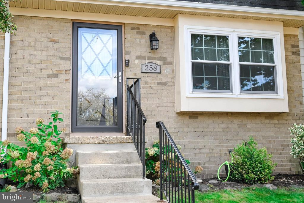 Photo of 258 Nathan Way, MILLERSVILLE, MD 21108 (MLS # MDAA2126406)