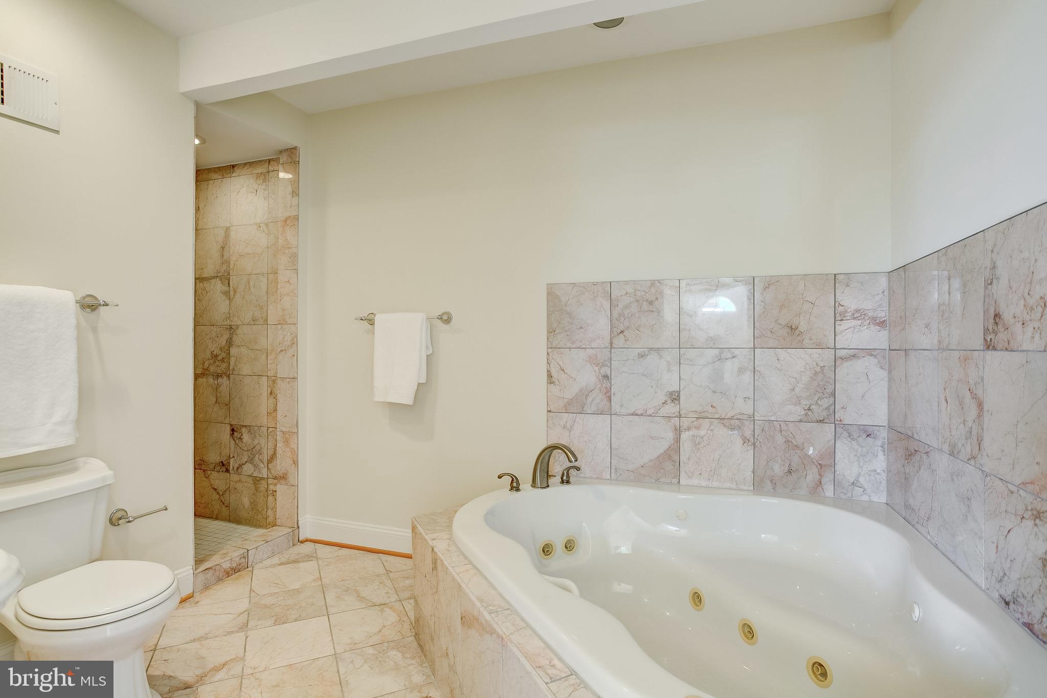 FEDERAL HILL HISTORIC DISTRICT - Residential Lease