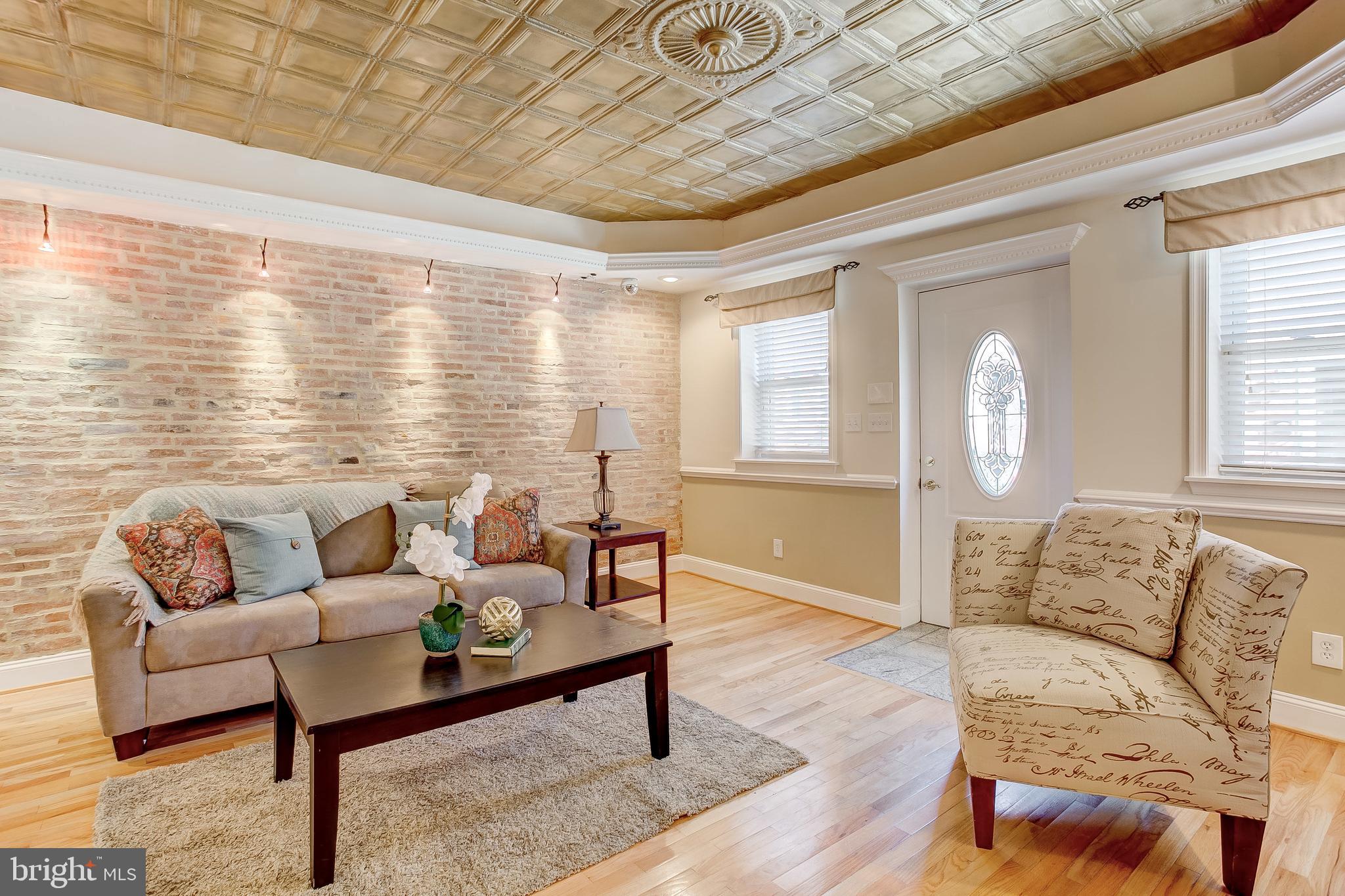 FEDERAL HILL HISTORIC DISTRICT - Residential Lease