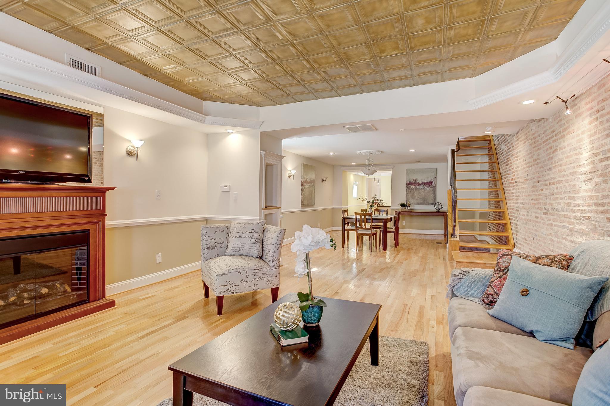 FEDERAL HILL HISTORIC DISTRICT - Residential Lease