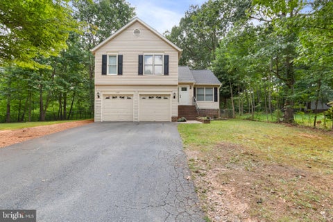 Homes For Sale - 12917 Grenade Lane<br/> SPOTSYLVANIA, VA 22551