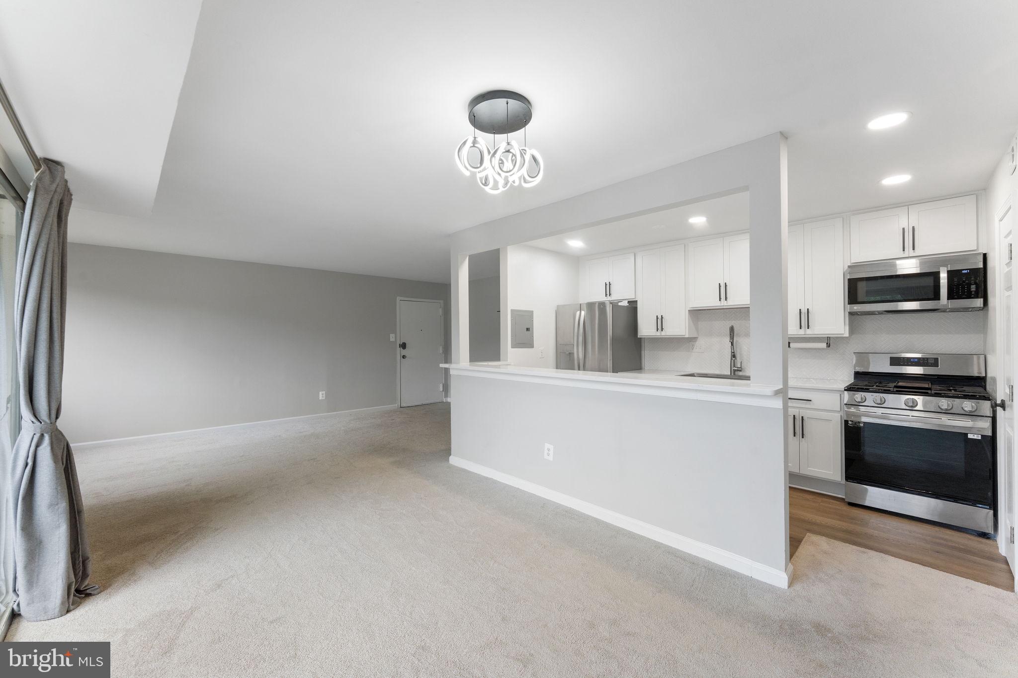 2902 KINGS CHAPEL ROAD 13/6